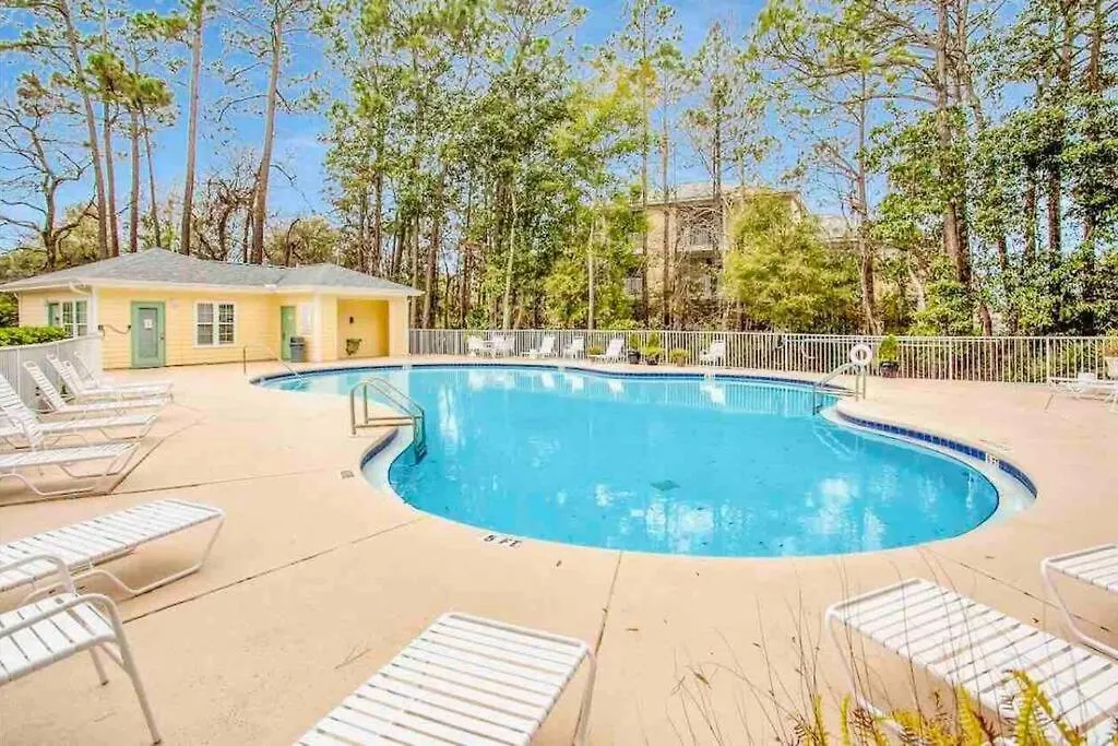 Apartment Tommy Bahama 1 Bedroom-walk To Restaurants ,pool-3mi Beach! Destin