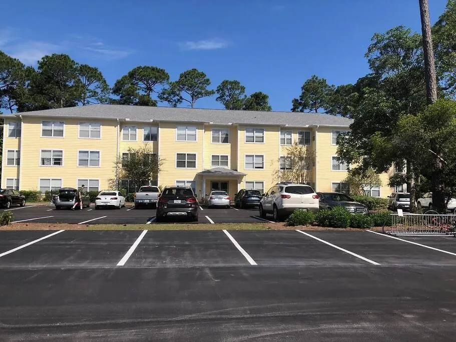 Tommy Bahama 1 Bedroom-walk To Restaurants ,pool-3mi Beach! Destin