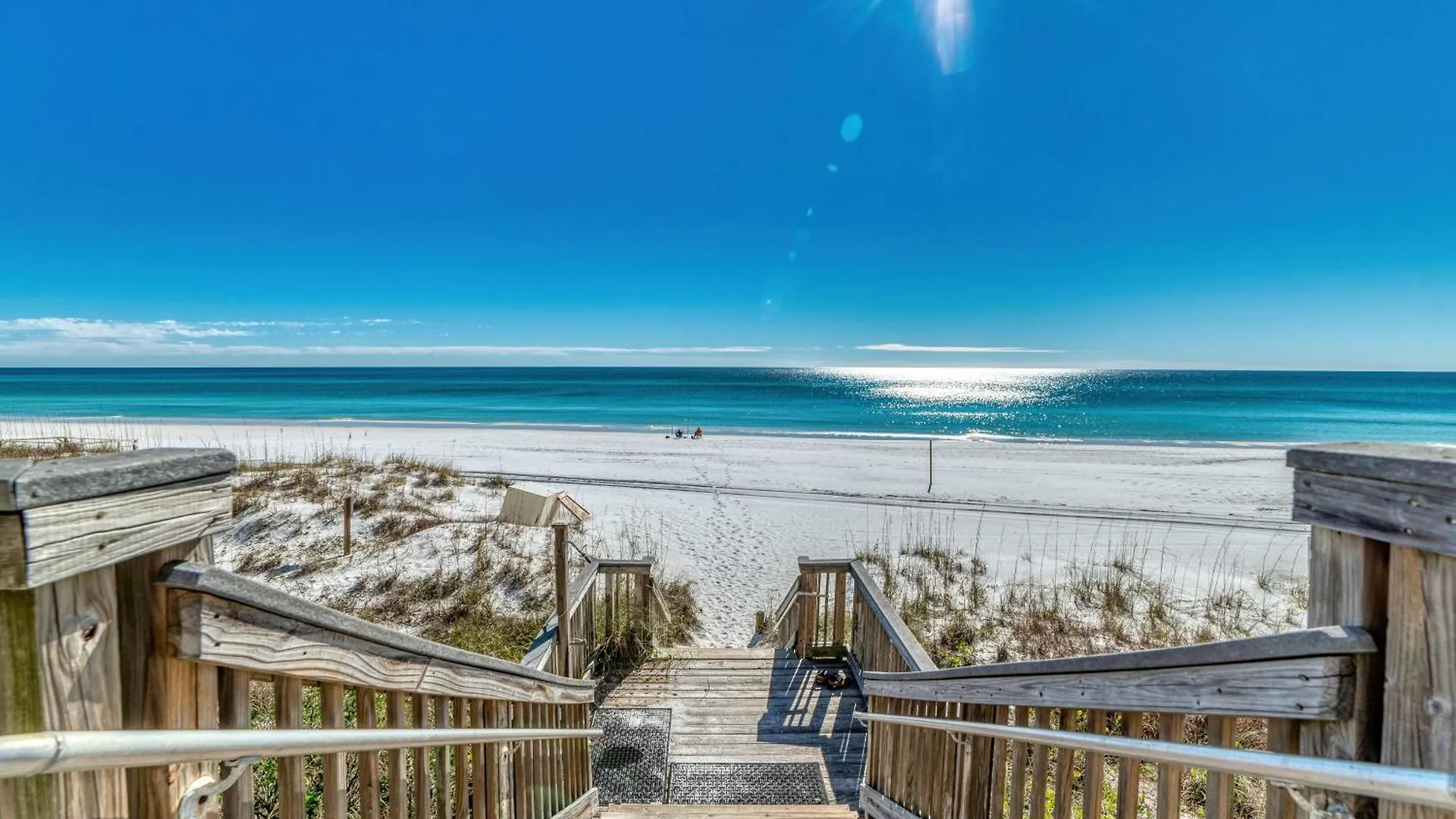 House D102 - Beachfront With Pool, Wifi, & Service Apartment Destin