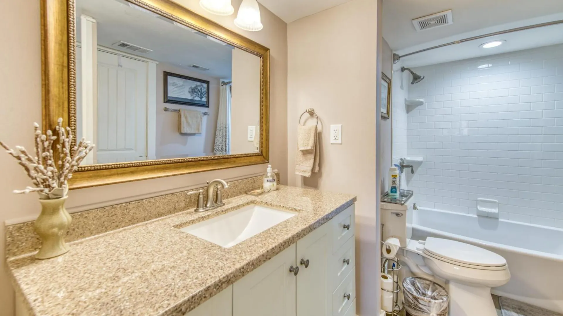 House B101 - Beachfront With Pool, Wifi, & Service *