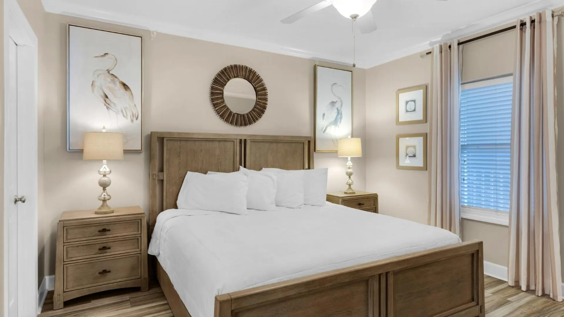 Pavilion Palms 104c By Newman-dailey 데스틴