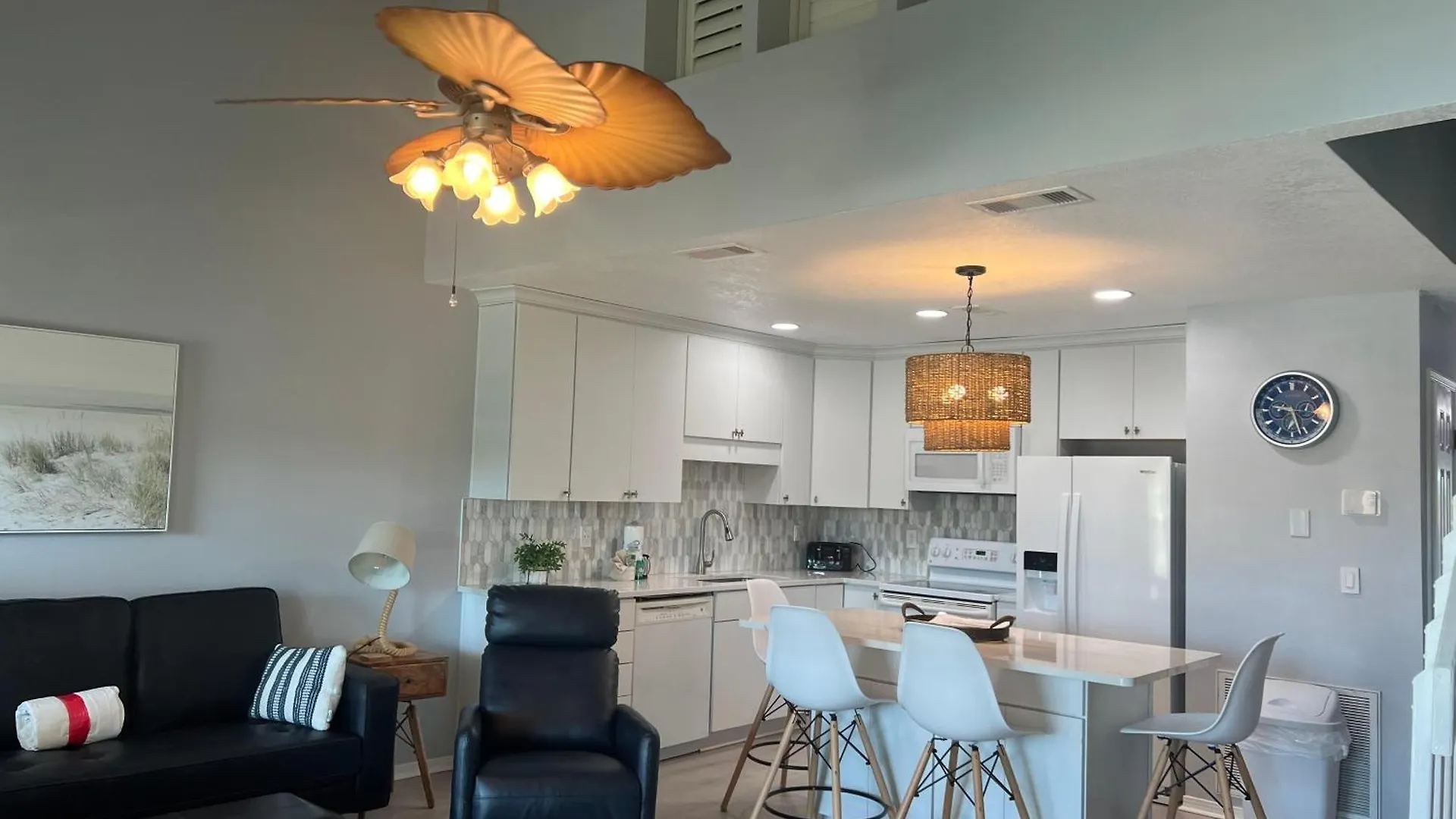 Isle Be Back Apartment