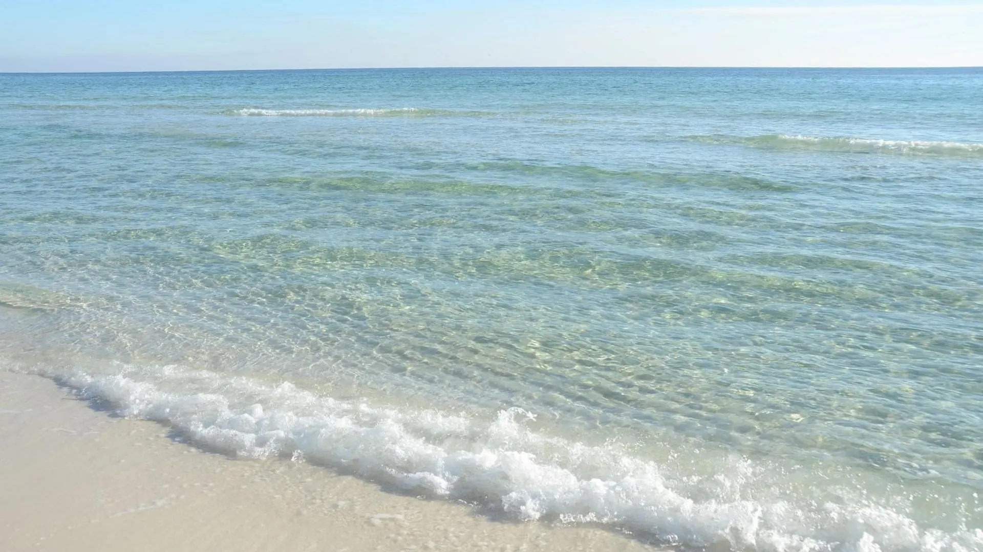 2054 Shoreline Towers Front Spacious With Open Balcony Holiday home Destin