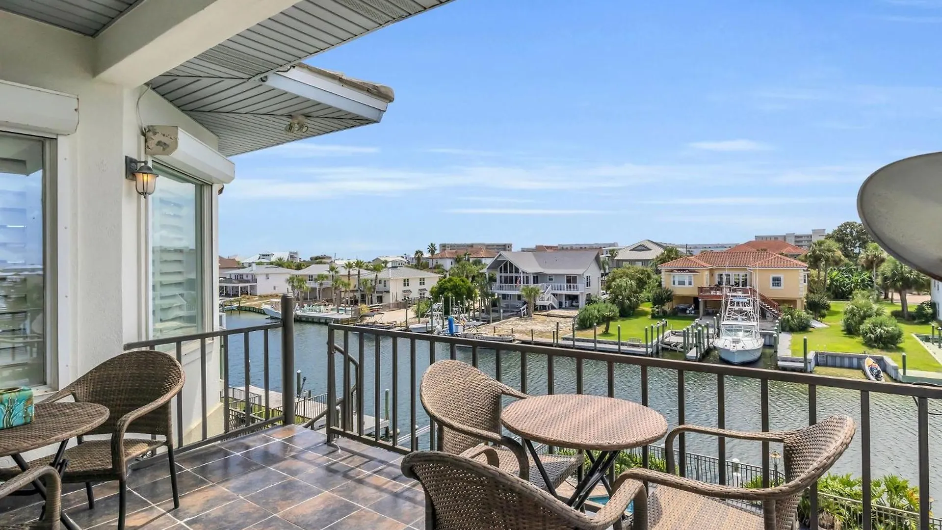 Waterfront Dream House Pool Golf Cart & Dock