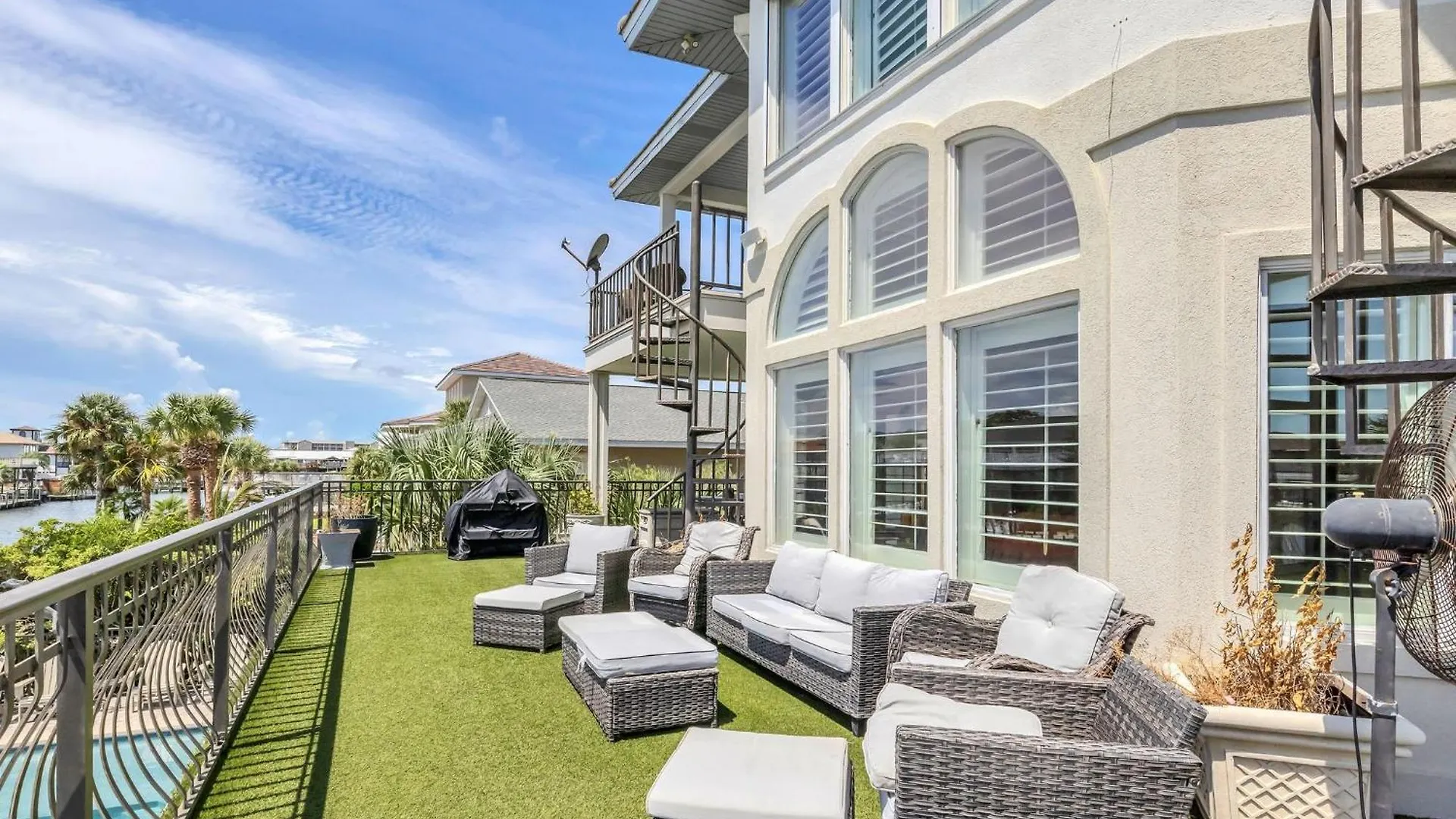 Waterfront Dream House Pool Golf Cart & Dock Holiday home Destin