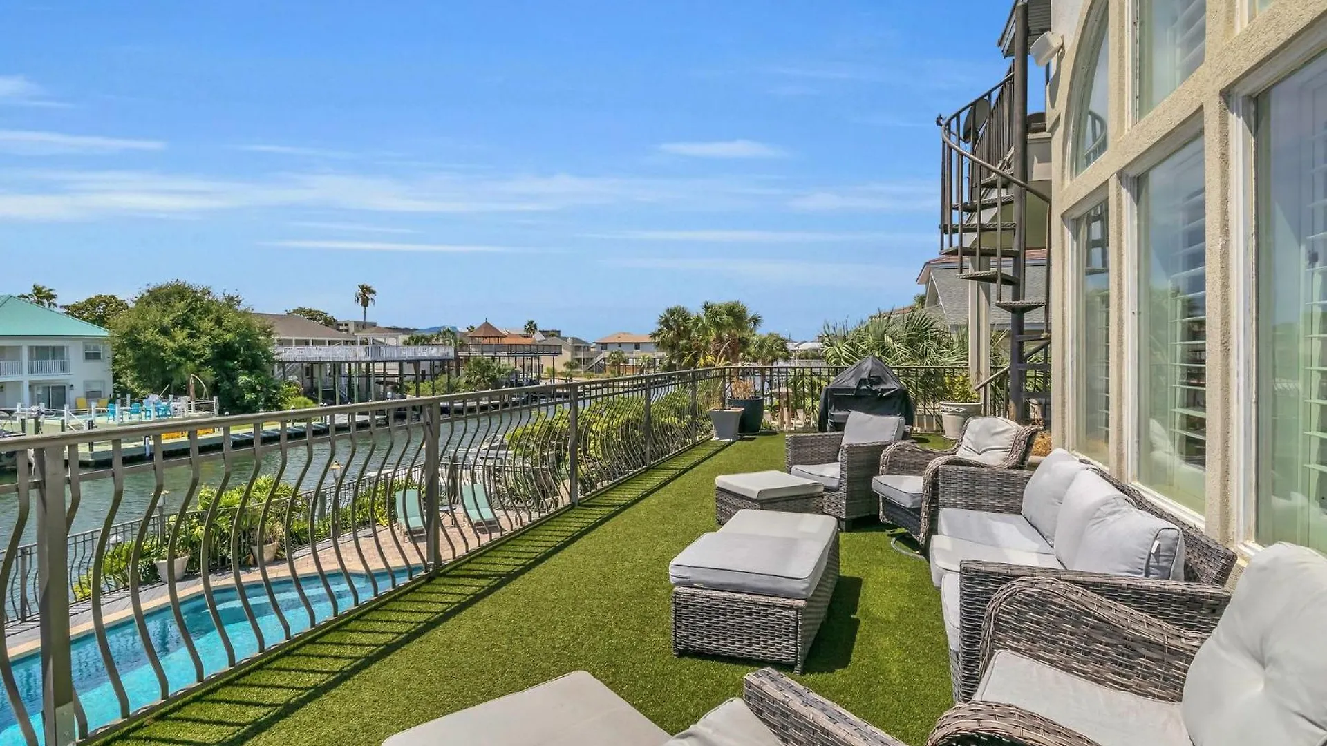 Waterfront Dream House Pool Golf Cart & Dock Holiday home Destin