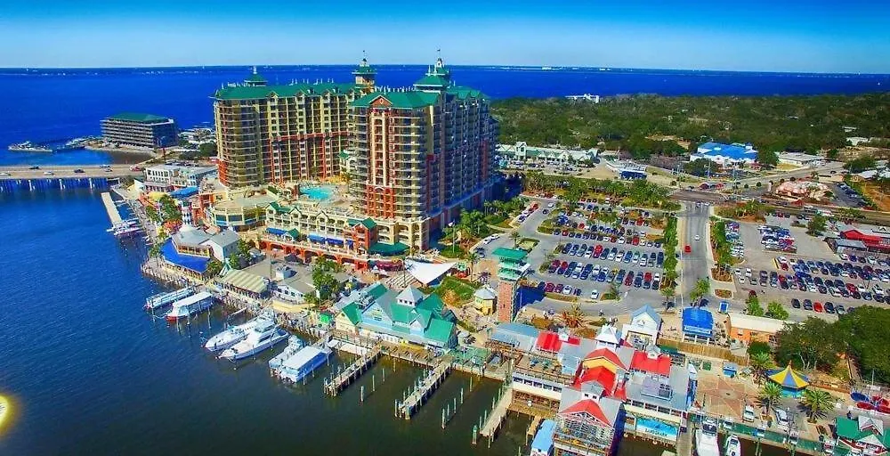 Secluded 2br-2ba - 5 Minute Walk To The Gulf *