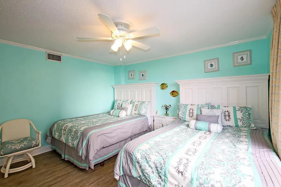 3061 - Cozy Three Bedroom Vacation Holiday home *