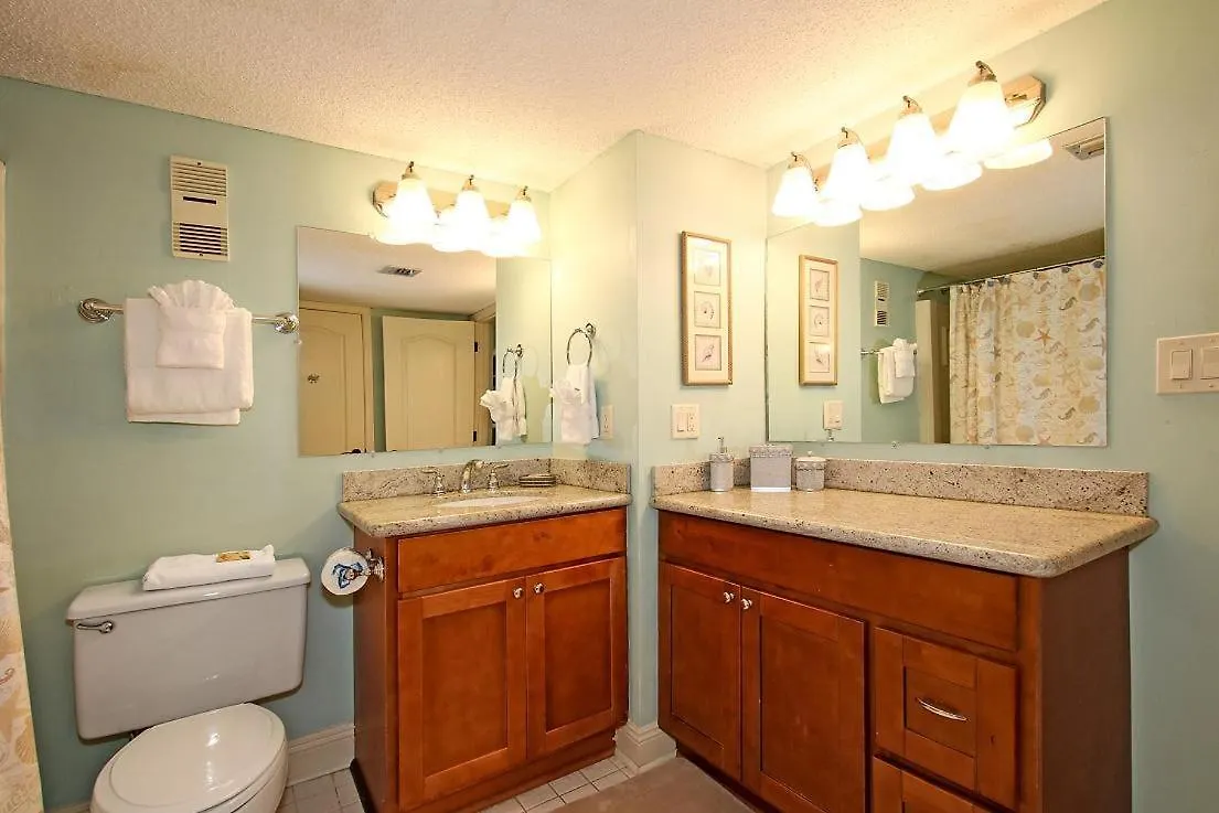 3061 - Cozy Three Bedroom Vacation Holiday home *