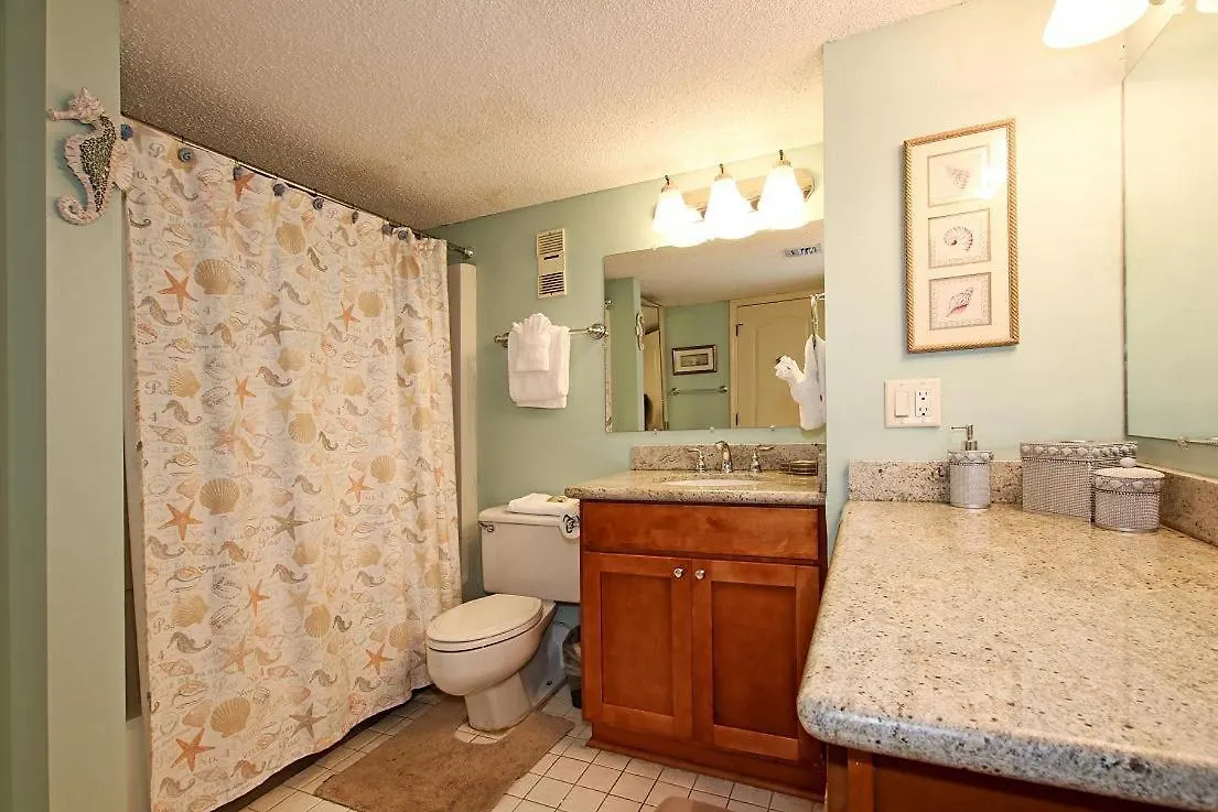 3061 - Cozy Three Bedroom Vacation *