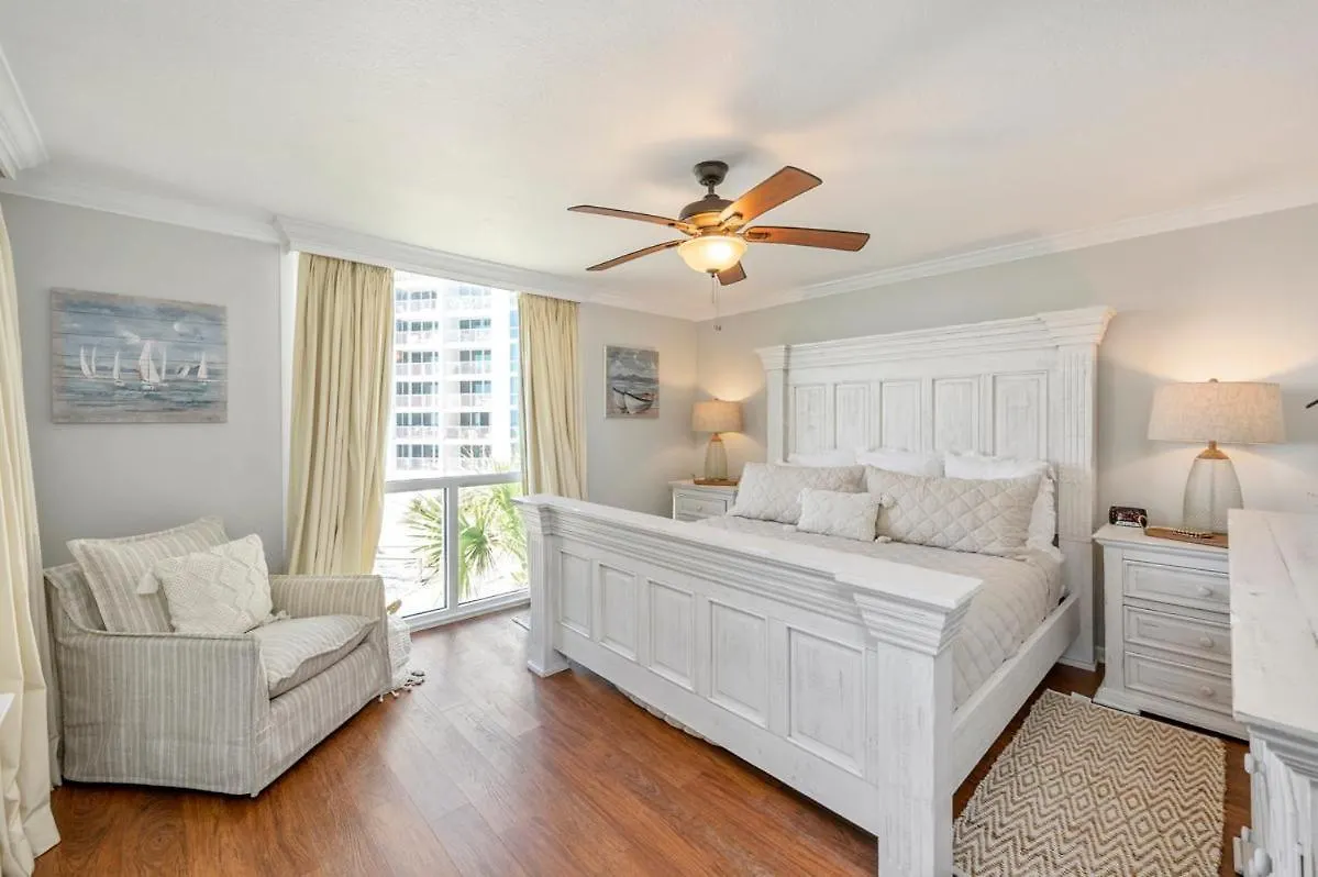 1033 - Shoreline Towers Beachfront Free Setup Holiday home *