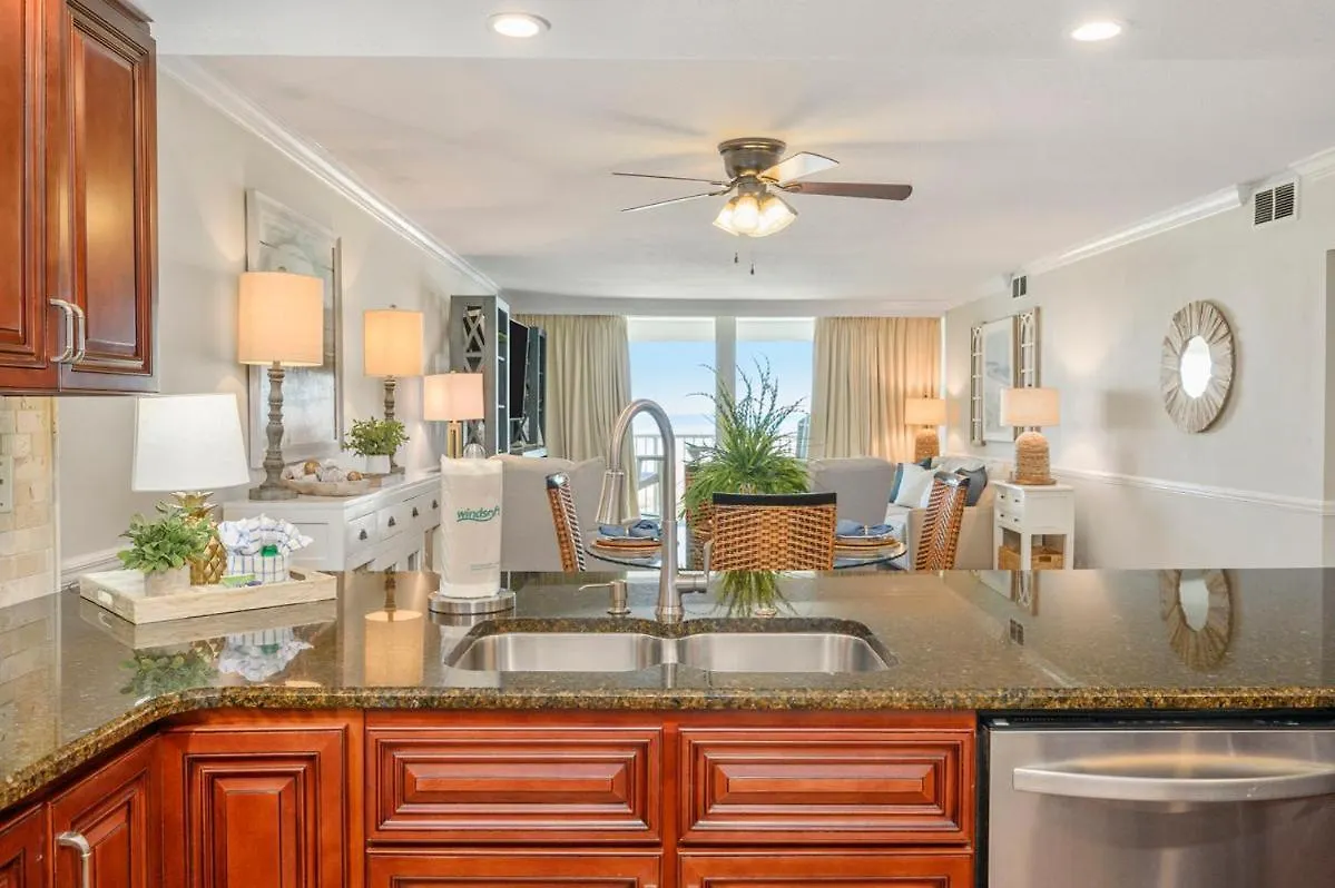 1033 - Shoreline Towers Beachfront Free Setup Destin