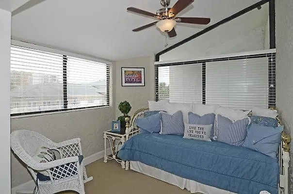 4-10 Shoreline Towers- Free Setup Holiday home Destin