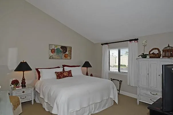 4-10 Shoreline Towers- Free Setup Destin