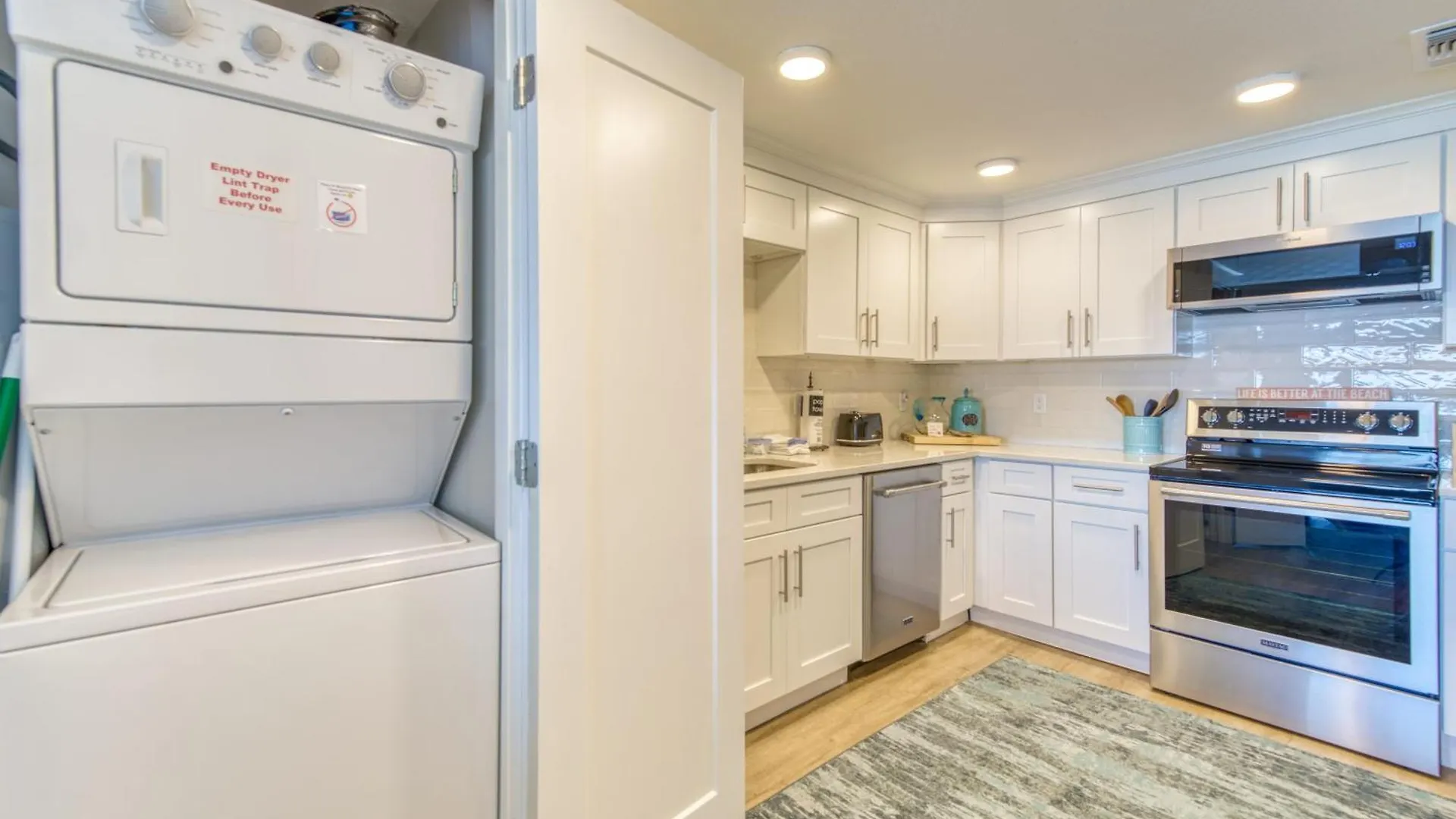 Apartment House C301 - Beachfront With Pool, Wifi, & Service Destin