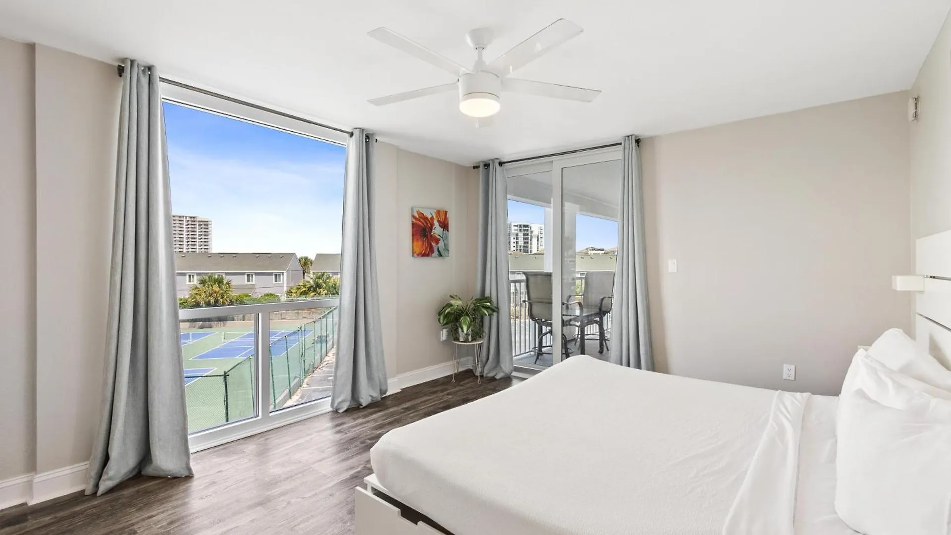 3031 Free Setup 2024 Shoreline Towers Holiday home Destin
