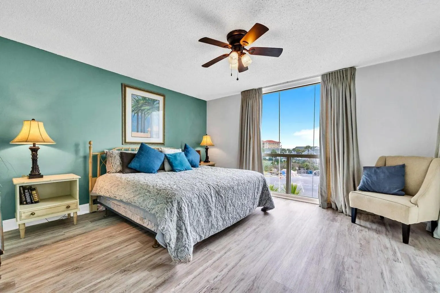 3044- Shoreline Towers Destin