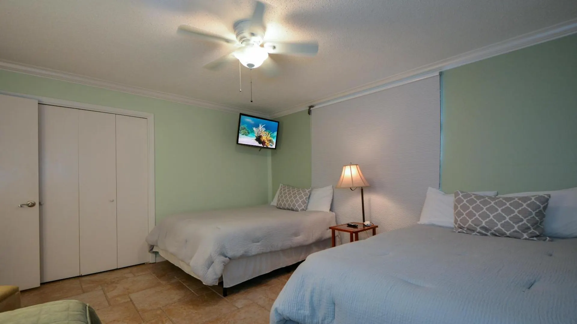 3096-spacious Vacation