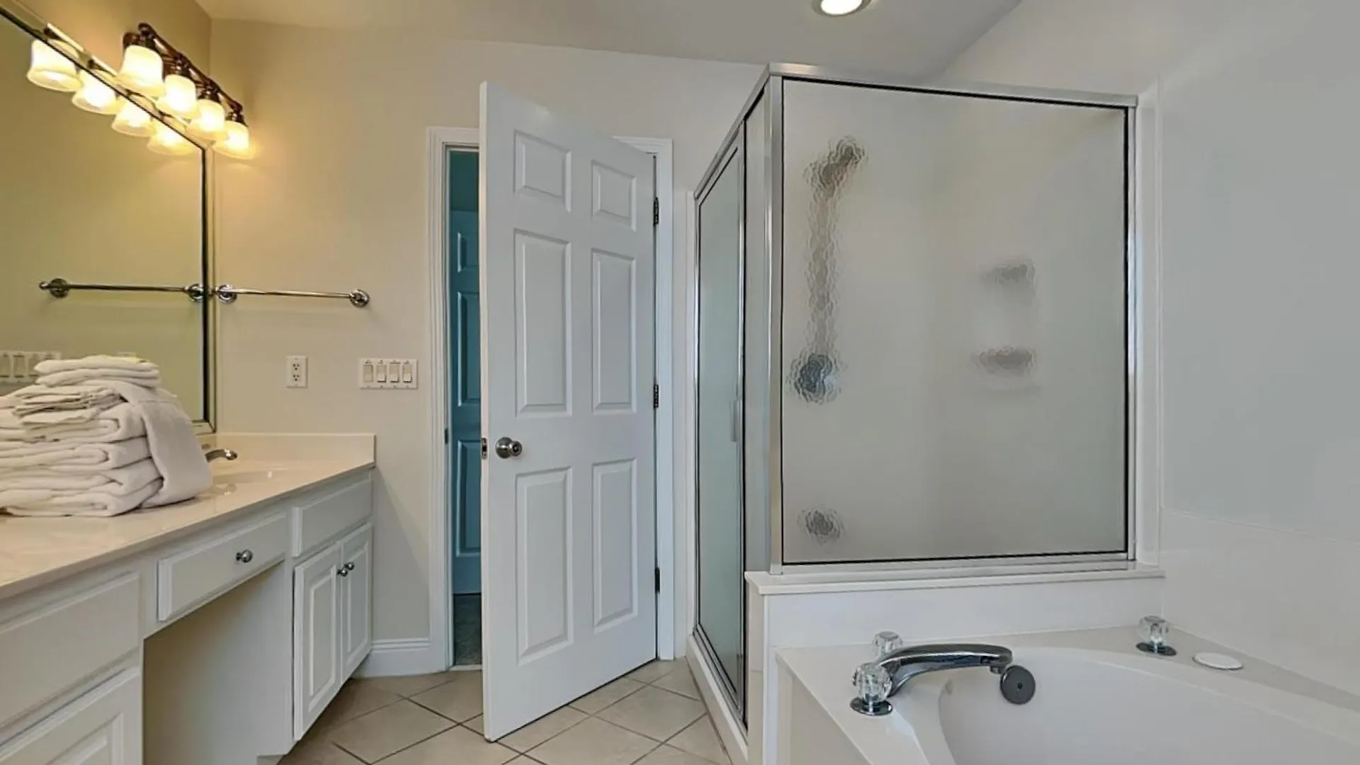 Anchor Townhome 5 Apartment