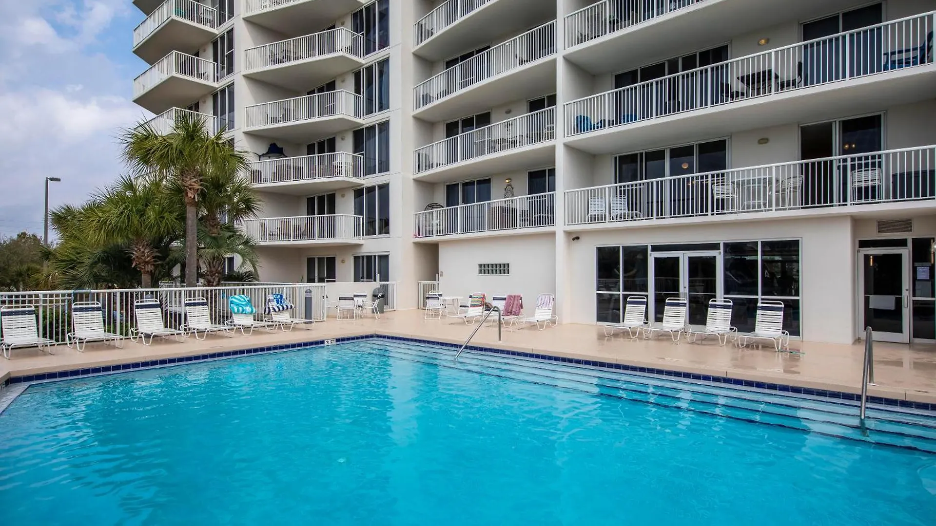 Apartment Terrace At Pelican 703 *