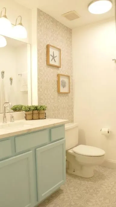 Holiday home Charming Townhome Shoreline Towers Short Walk To The And Pool Destin