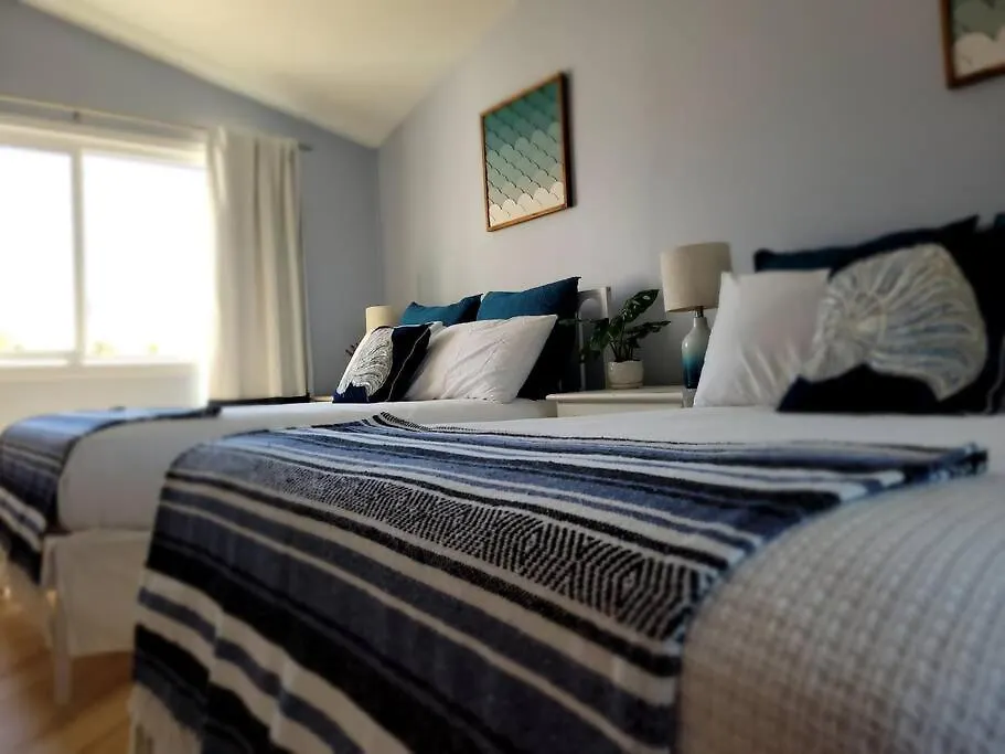 Charming Townhome Shoreline Towers Short Walk To The And Pool Holiday home Destin