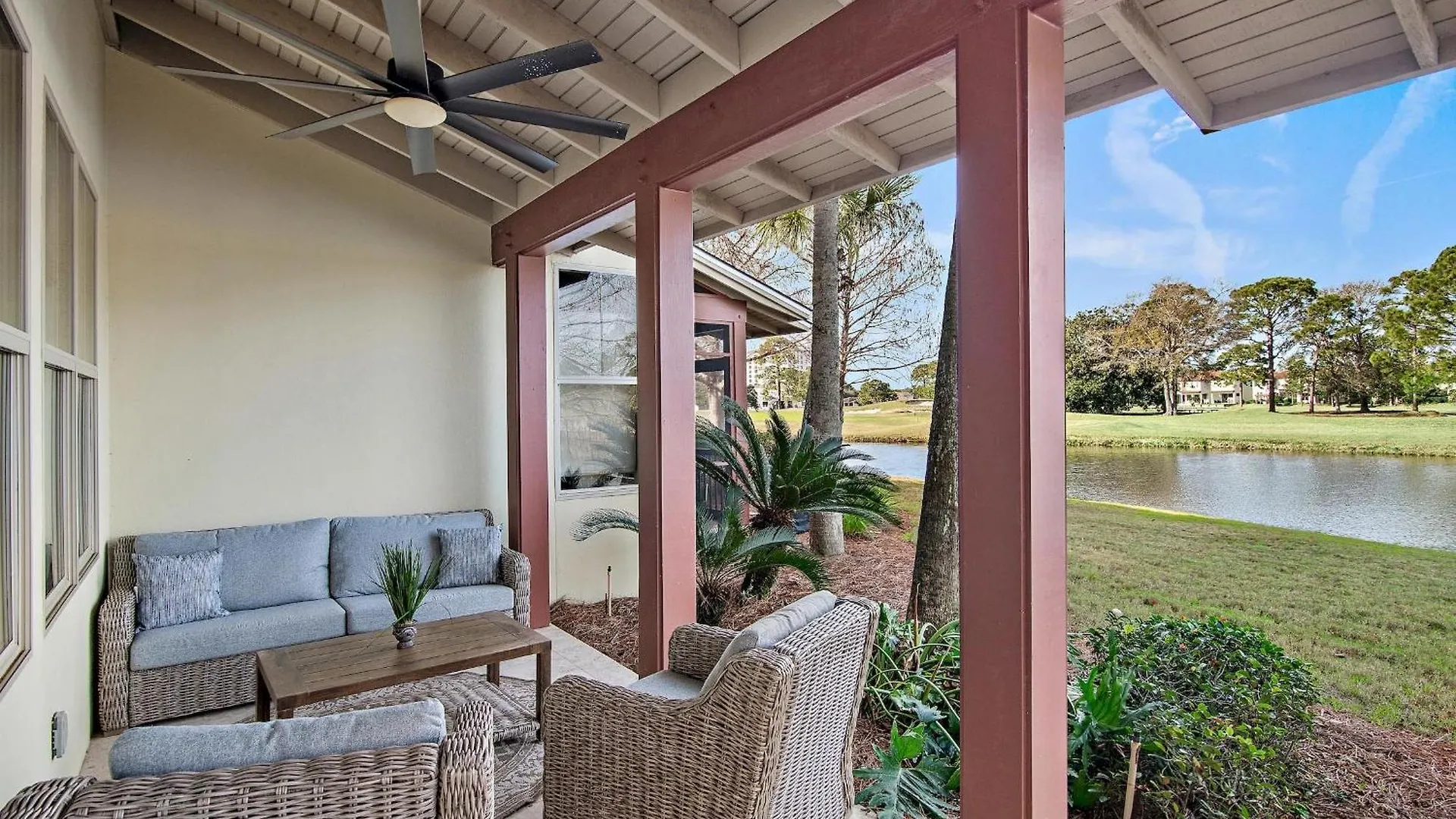 Magnolia Bay 8593 Holiday home