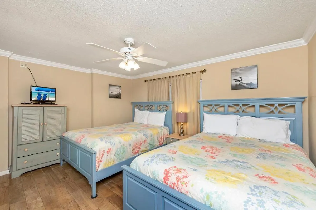 2054 Shoreline Towers Front Spacious With Open Balcony Holiday home