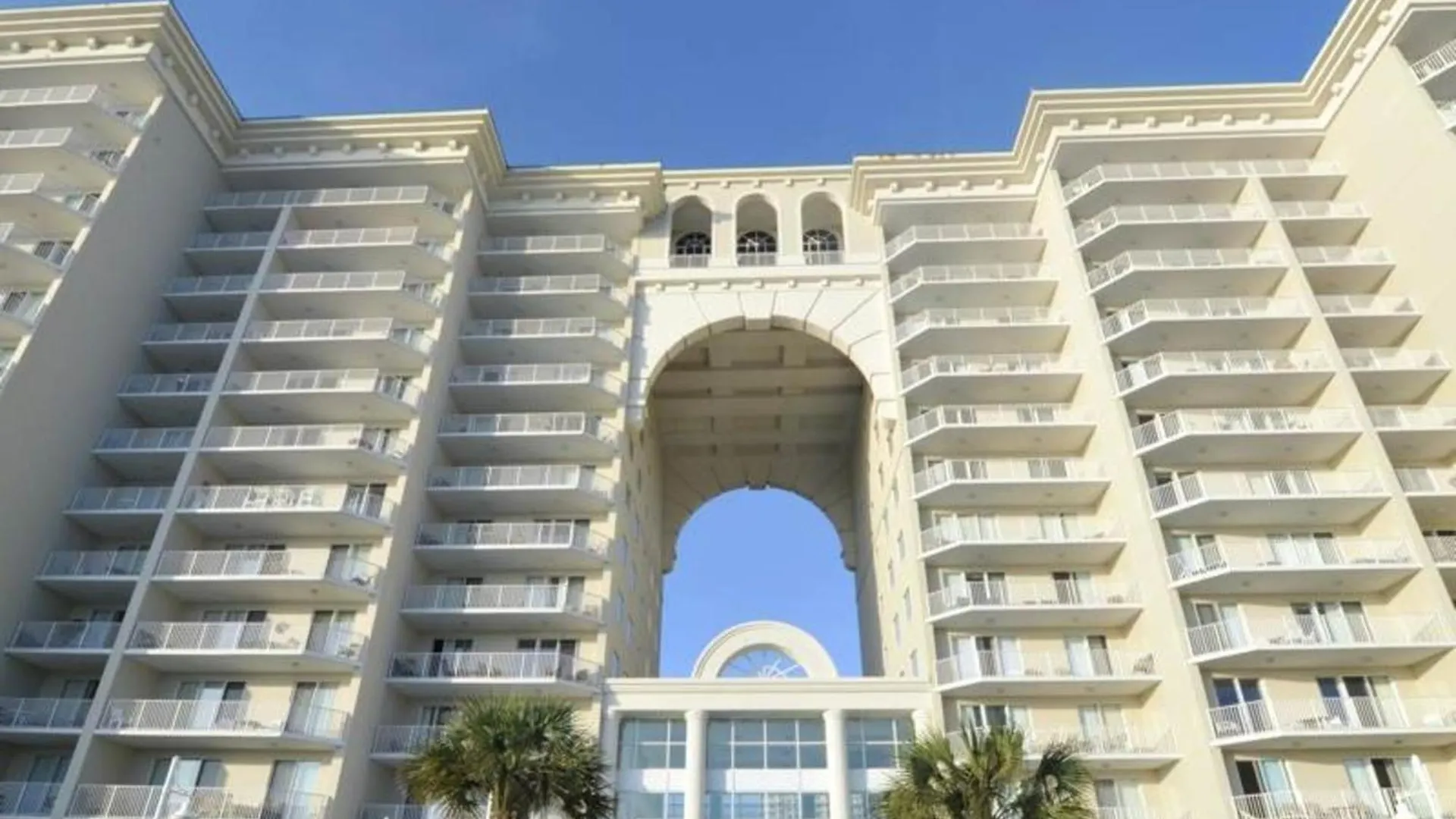 Majestic Sun A912 Destin