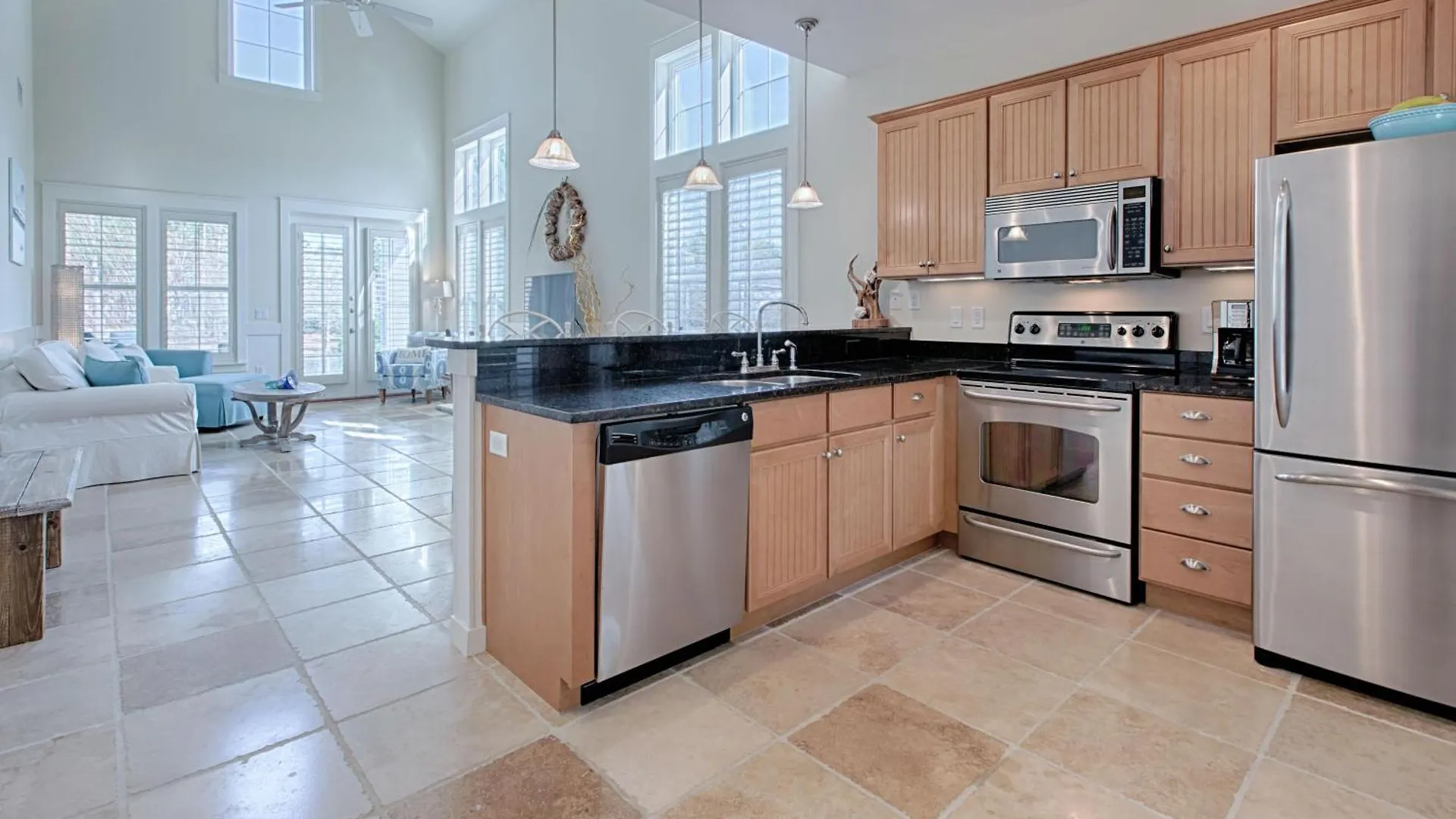 1383 Laurel Grove
