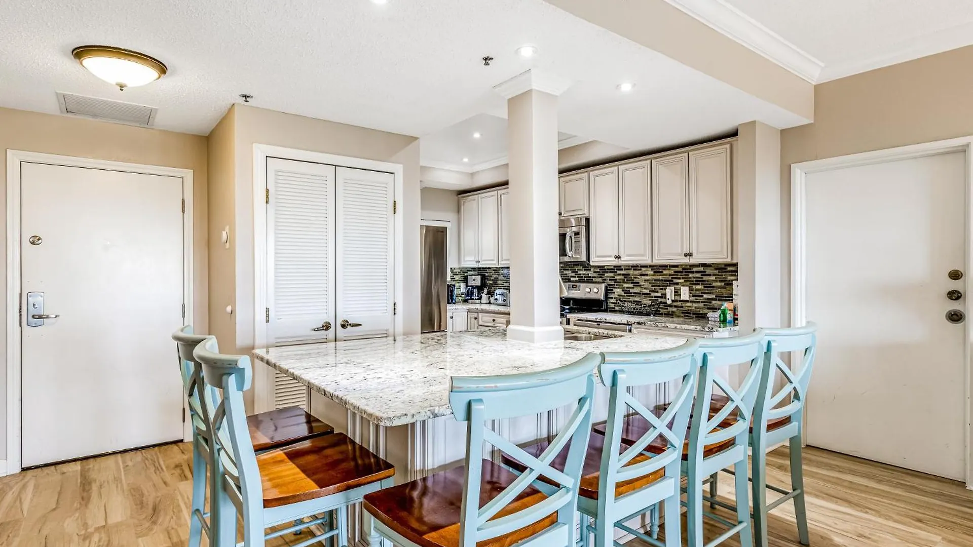 Apartment Tops'l Summit Vi