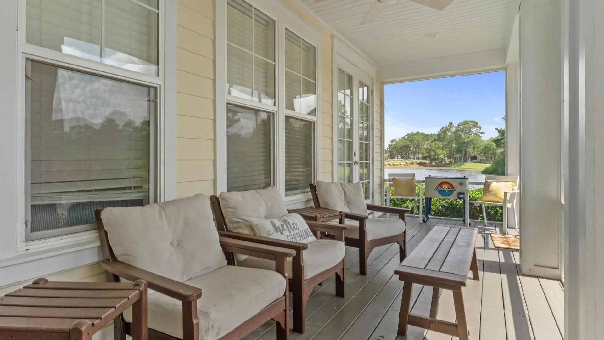 1329 Laurel Grove 