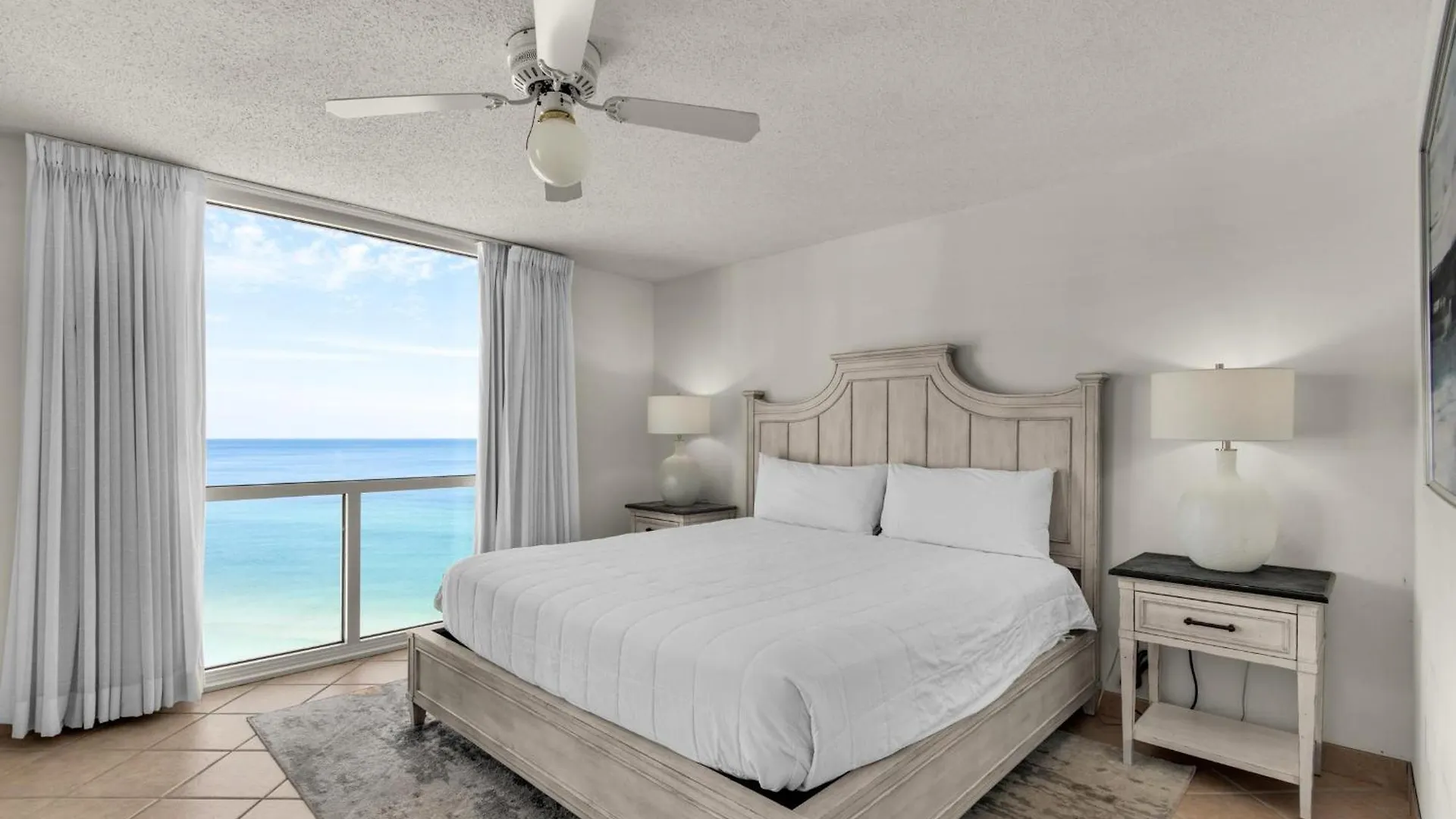Shoreline Towers 2115 Holiday home Destin