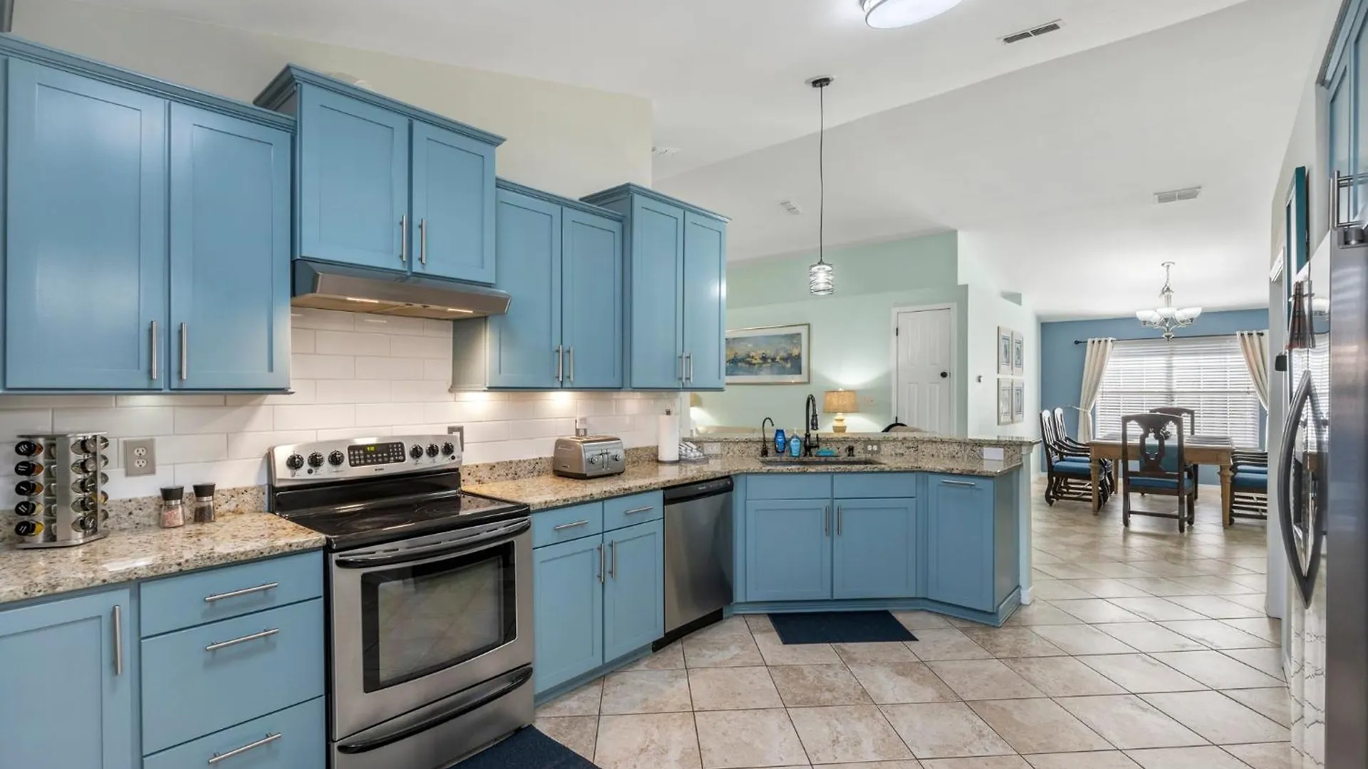 Beautiful Pet Friendly Home! New Tropical Pool, Opt Golf Cart And Pool Heat, Minutes To Destin