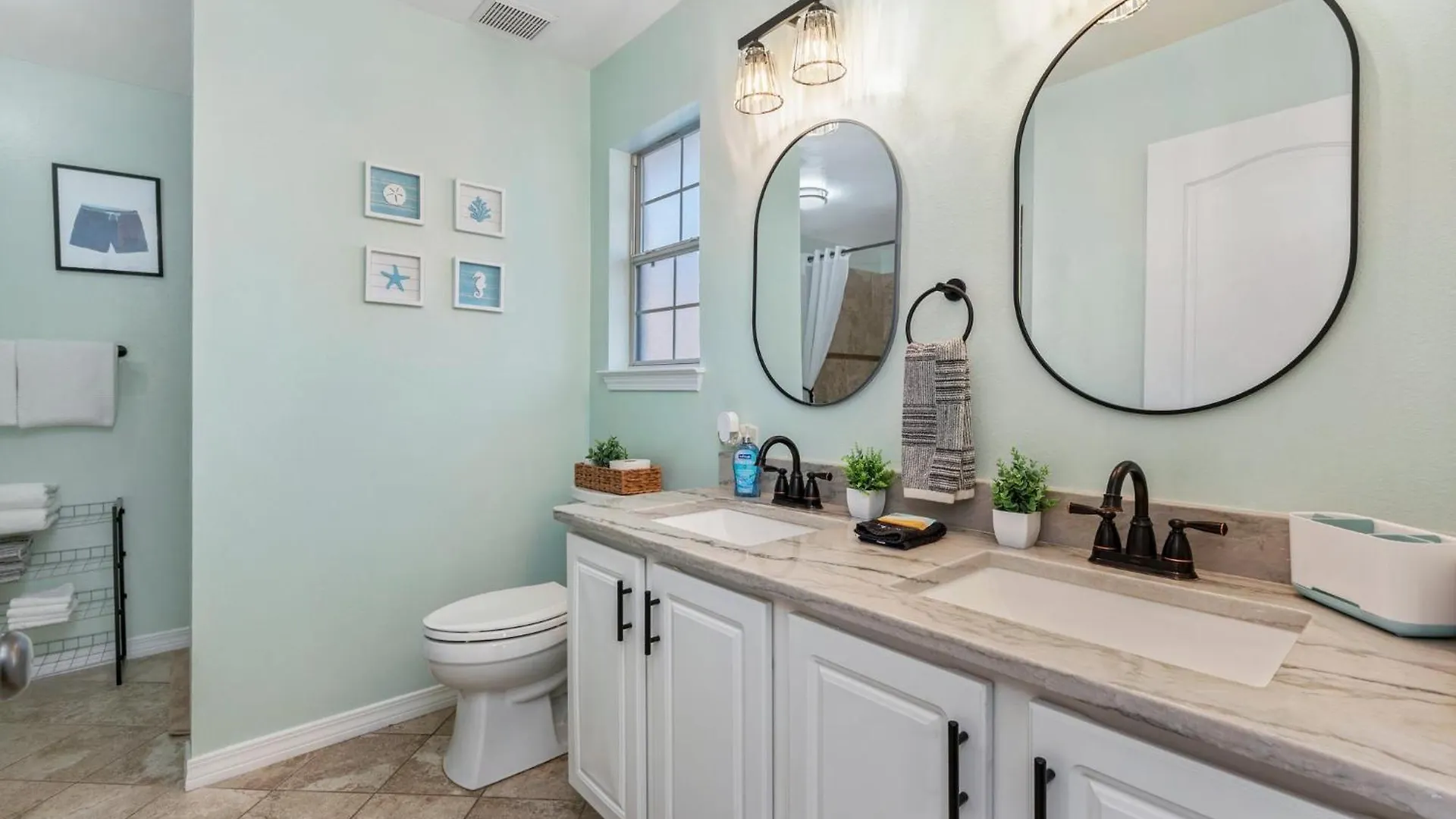 Beautiful Pet Friendly Home! New Tropical Pool, Opt Golf Cart And Pool Heat, Minutes To Holiday home
