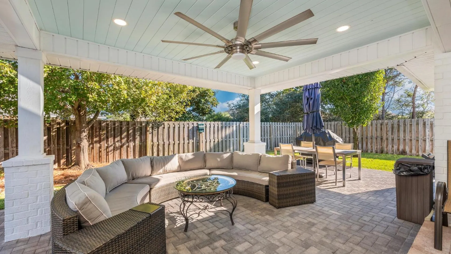 Beautiful Pet Friendly Home! New Tropical Pool, Opt Golf Cart And Pool Heat, Minutes To Holiday home