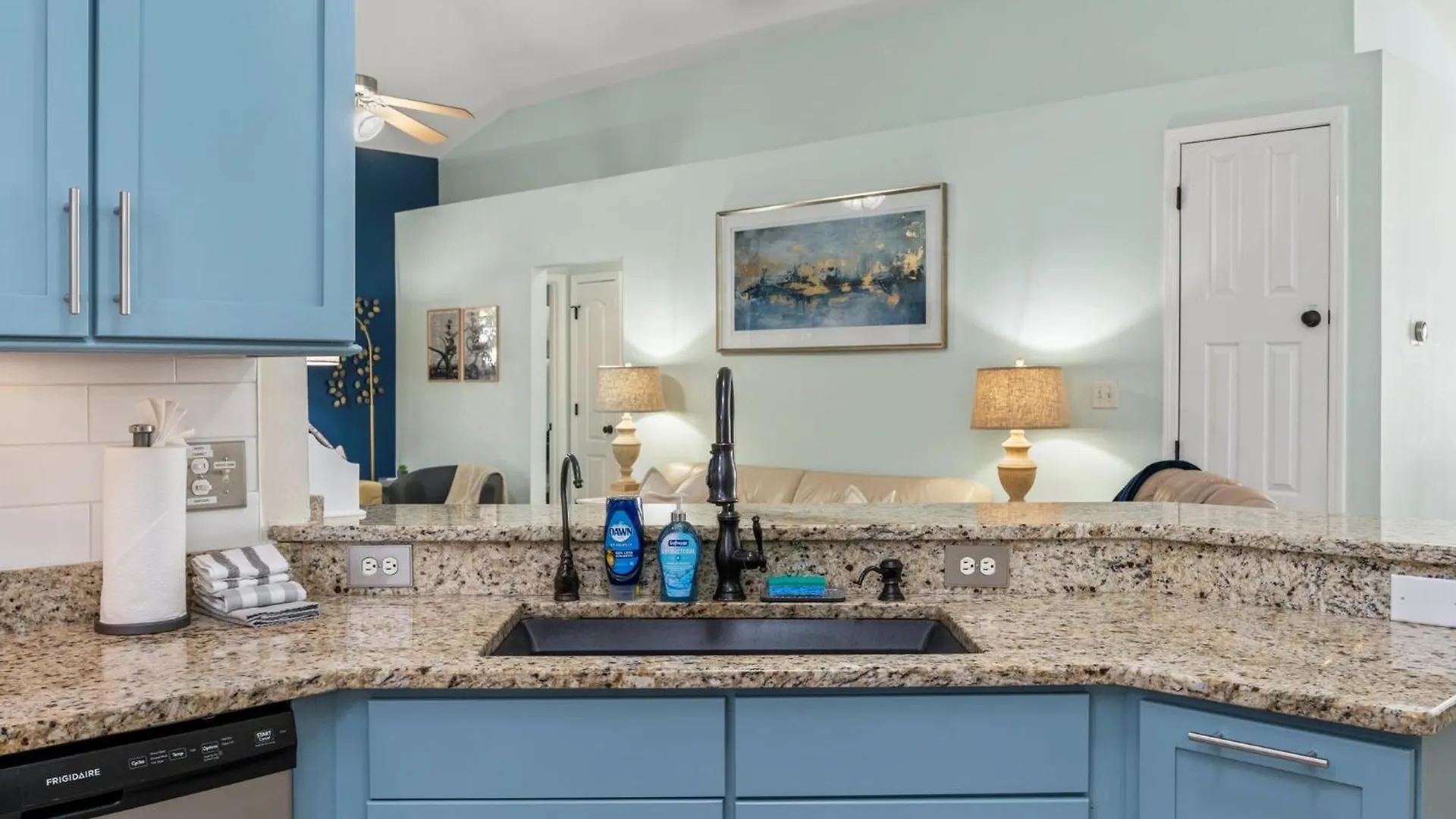 Beautiful Pet Friendly Home! New Tropical Pool, Opt Golf Cart And Pool Heat, Minutes To * Destin