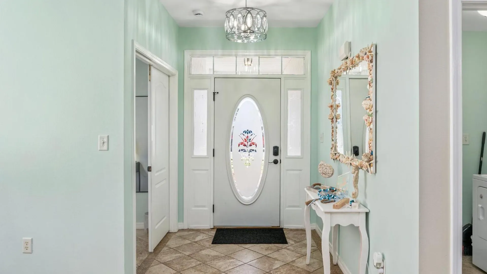 Beautiful Pet Friendly Home! New Tropical Pool, Opt Golf Cart And Pool Heat, Minutes To