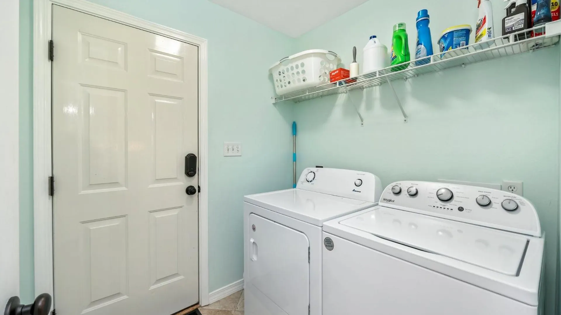 Holiday home Beautiful Pet Friendly Home! New Tropical Pool, Opt Golf Cart And Pool Heat, Minutes To