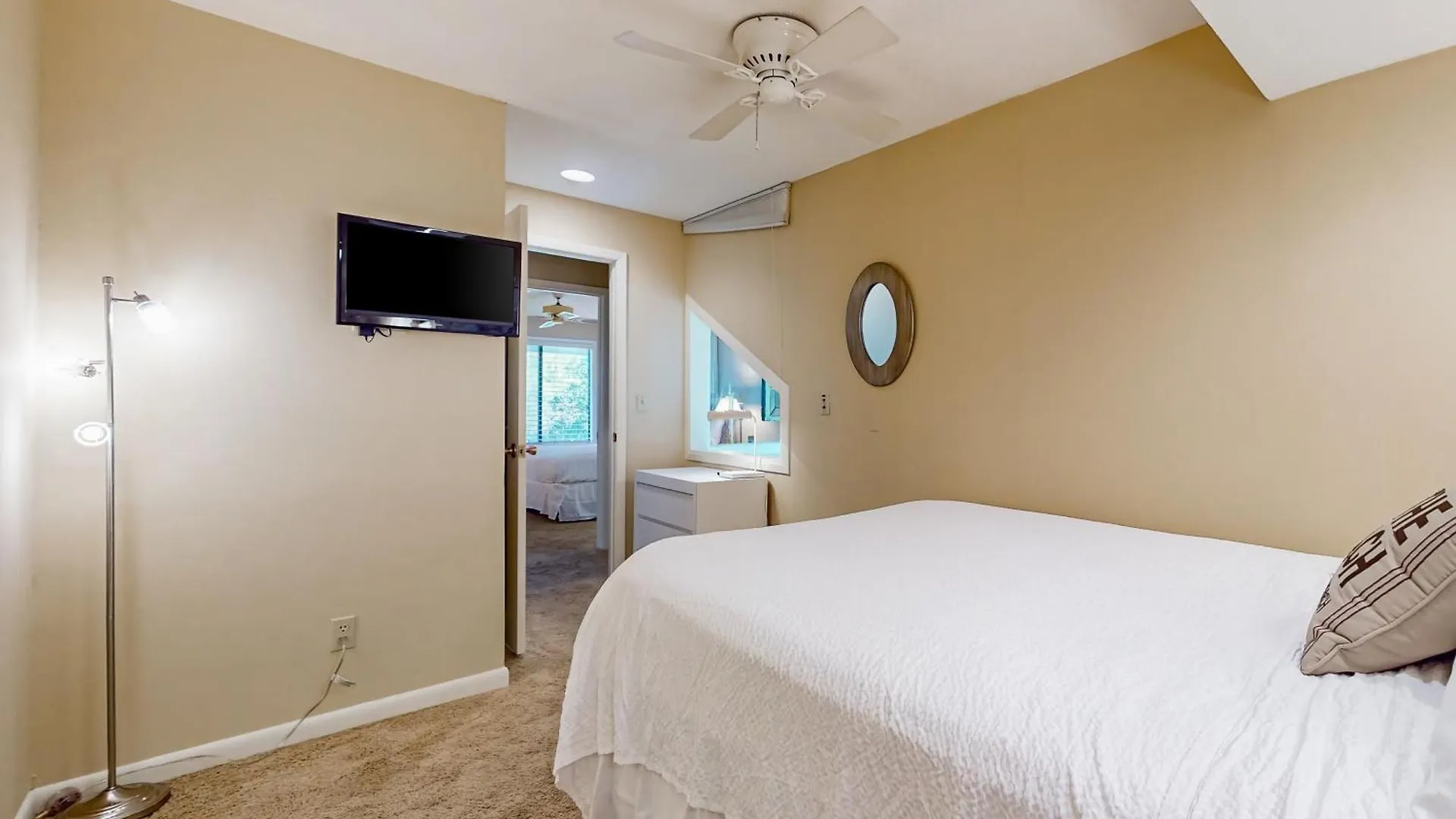 Beachwalk 5069