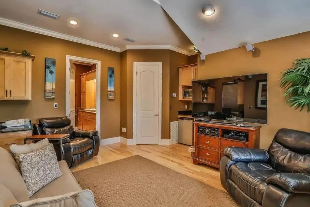 5 Bedroom Private Pool Jacuzzi Golf Cart 3 Min To Holiday home Destin