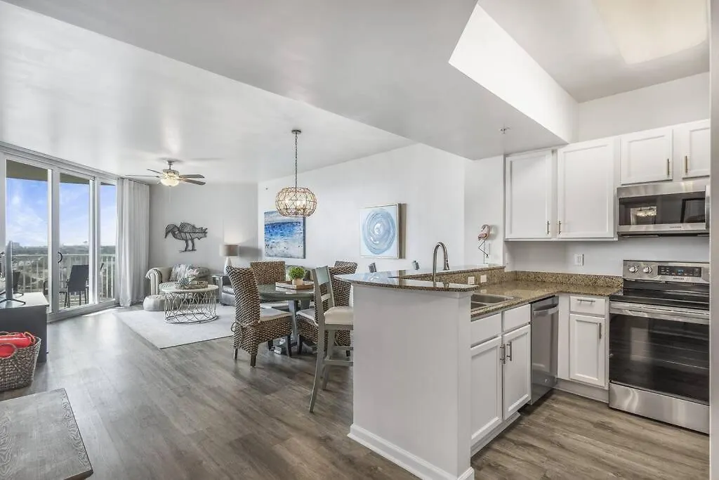 Emerald Coast Gem At The Palms Of Apartment
