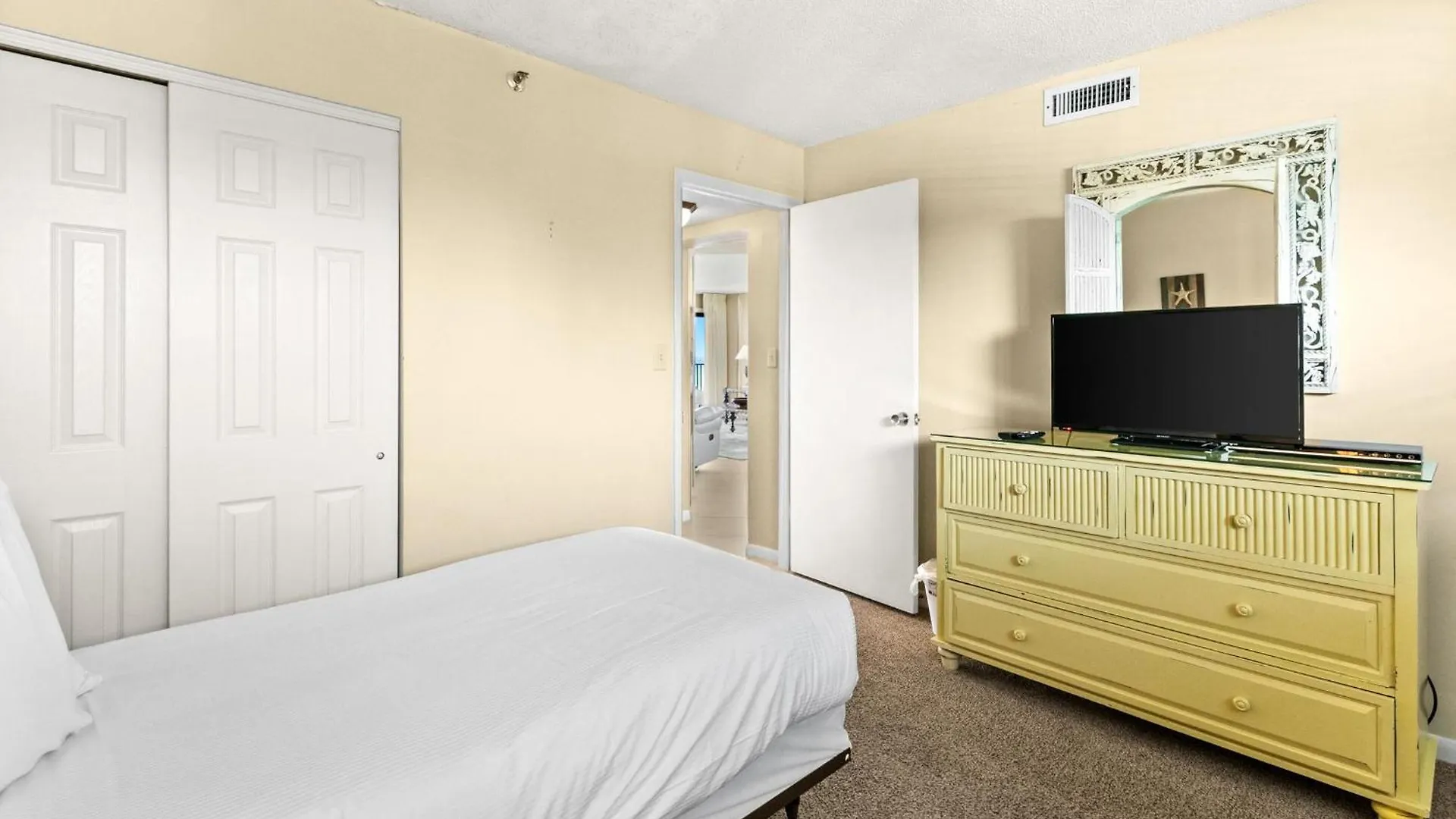 Holiday home Emerald Towers 0306