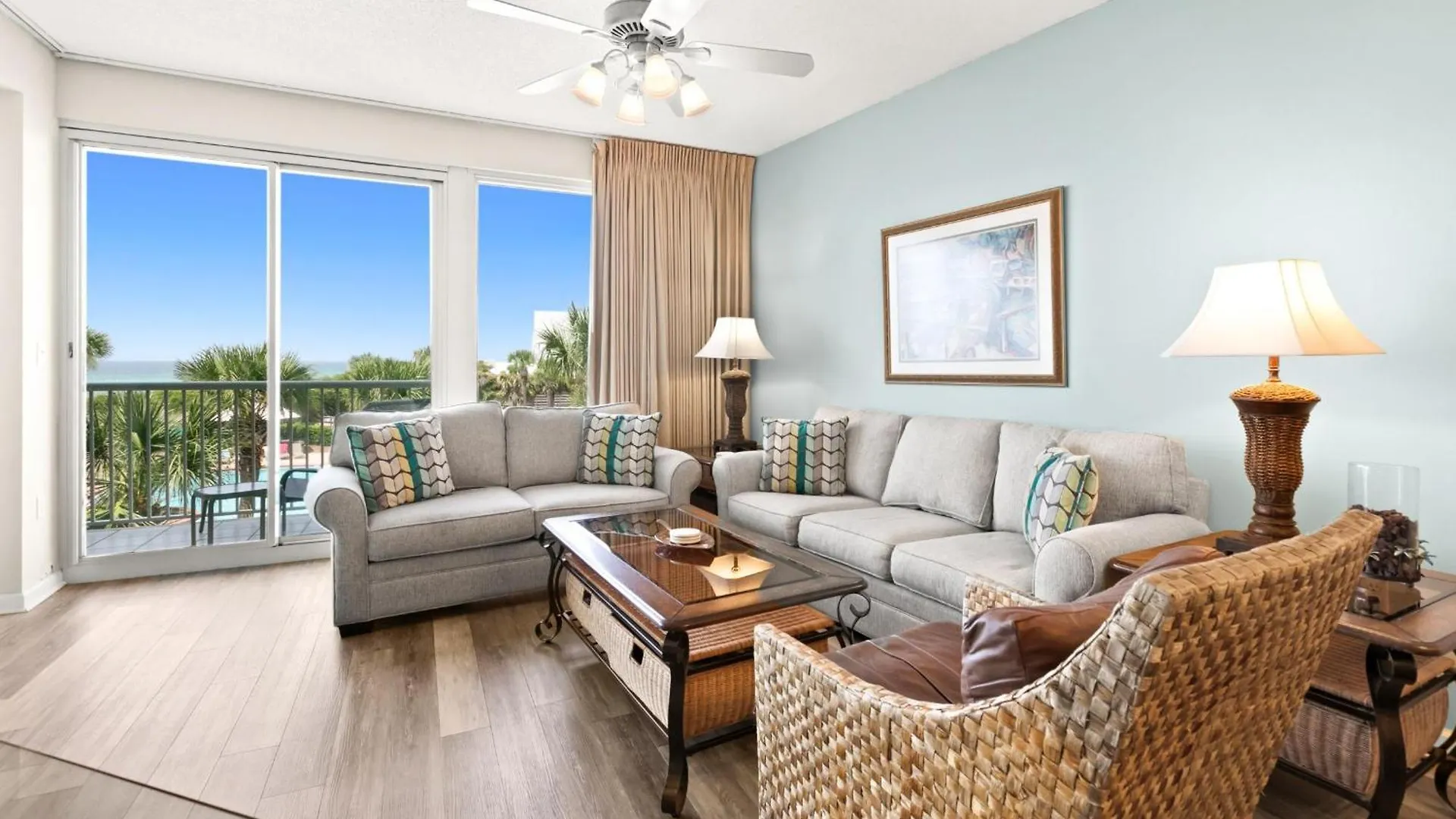 The Crescent 207 Destin