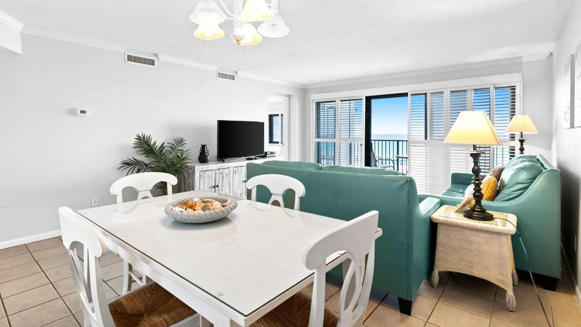 Emerald Towers 0302
