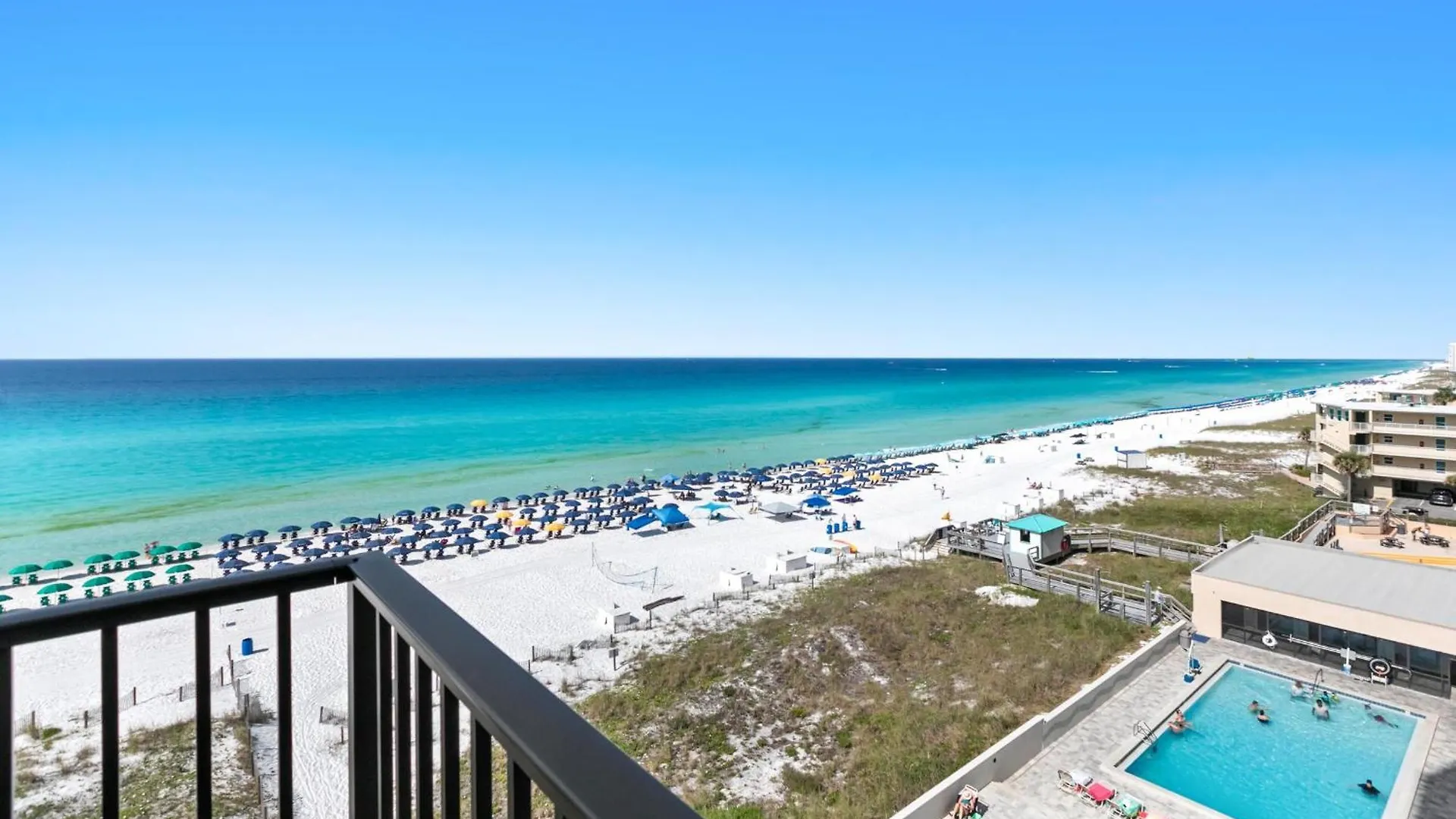 Emerald Towers 0706 * Destin