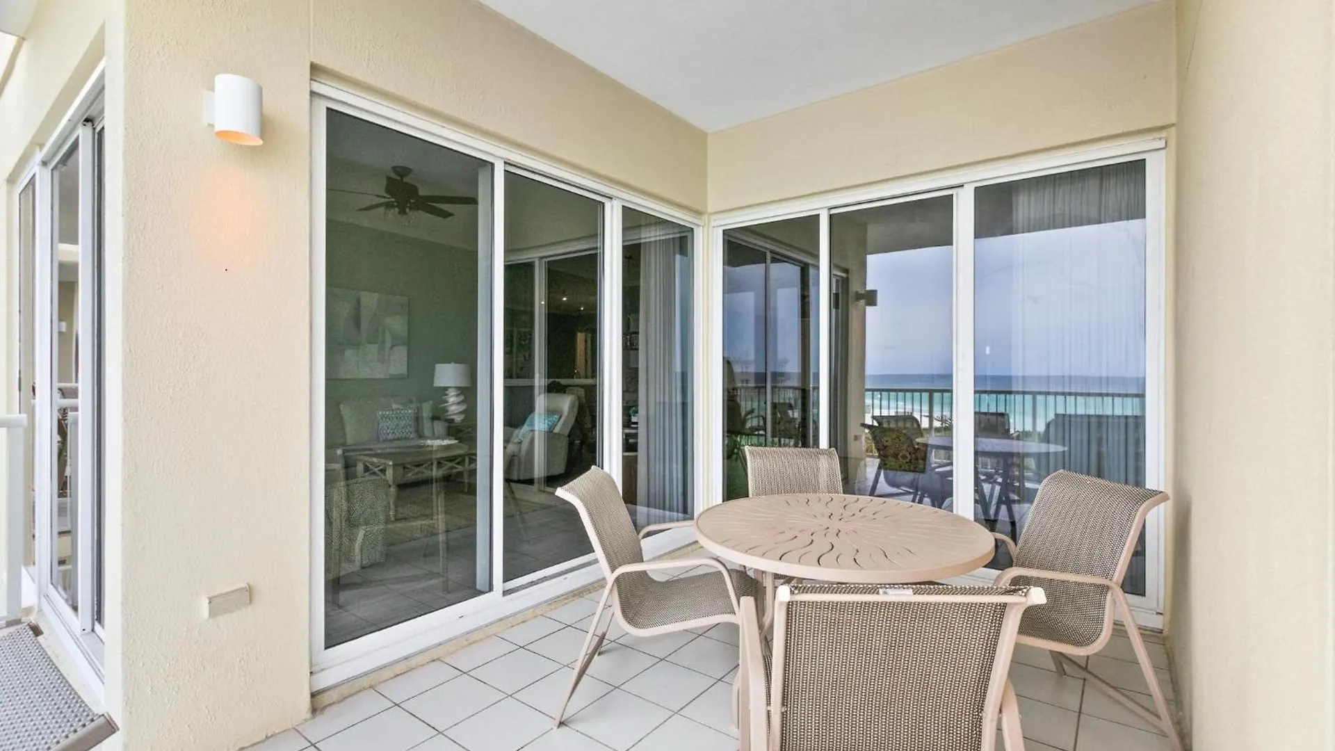 Holiday home The Crescent 410