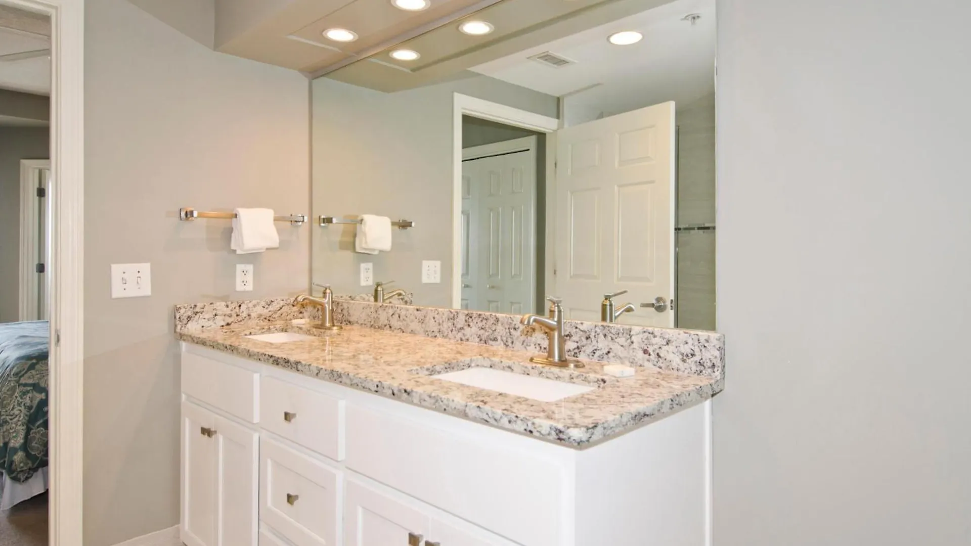 Westwinds 4821 Holiday home