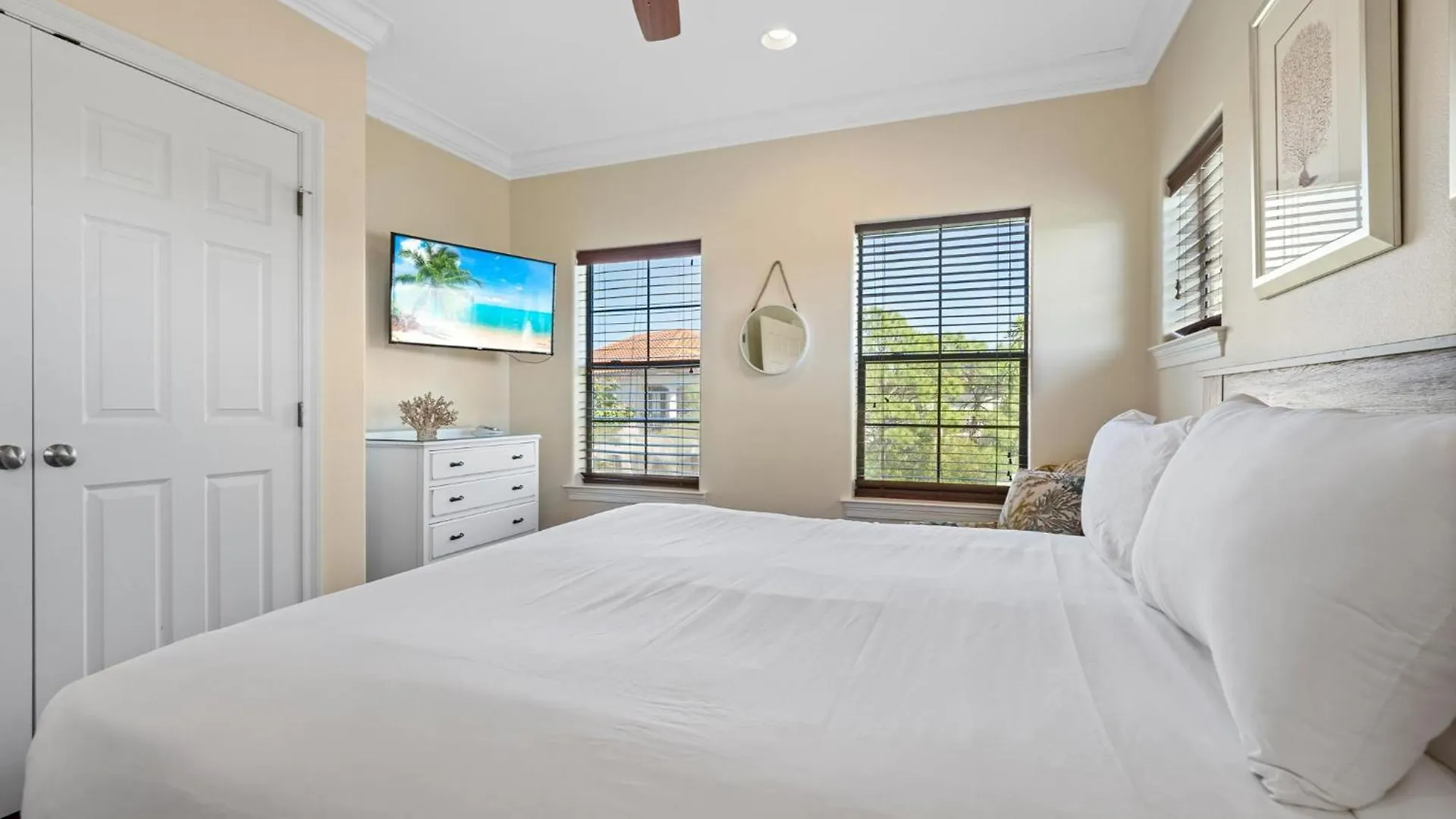 1875 * Destin