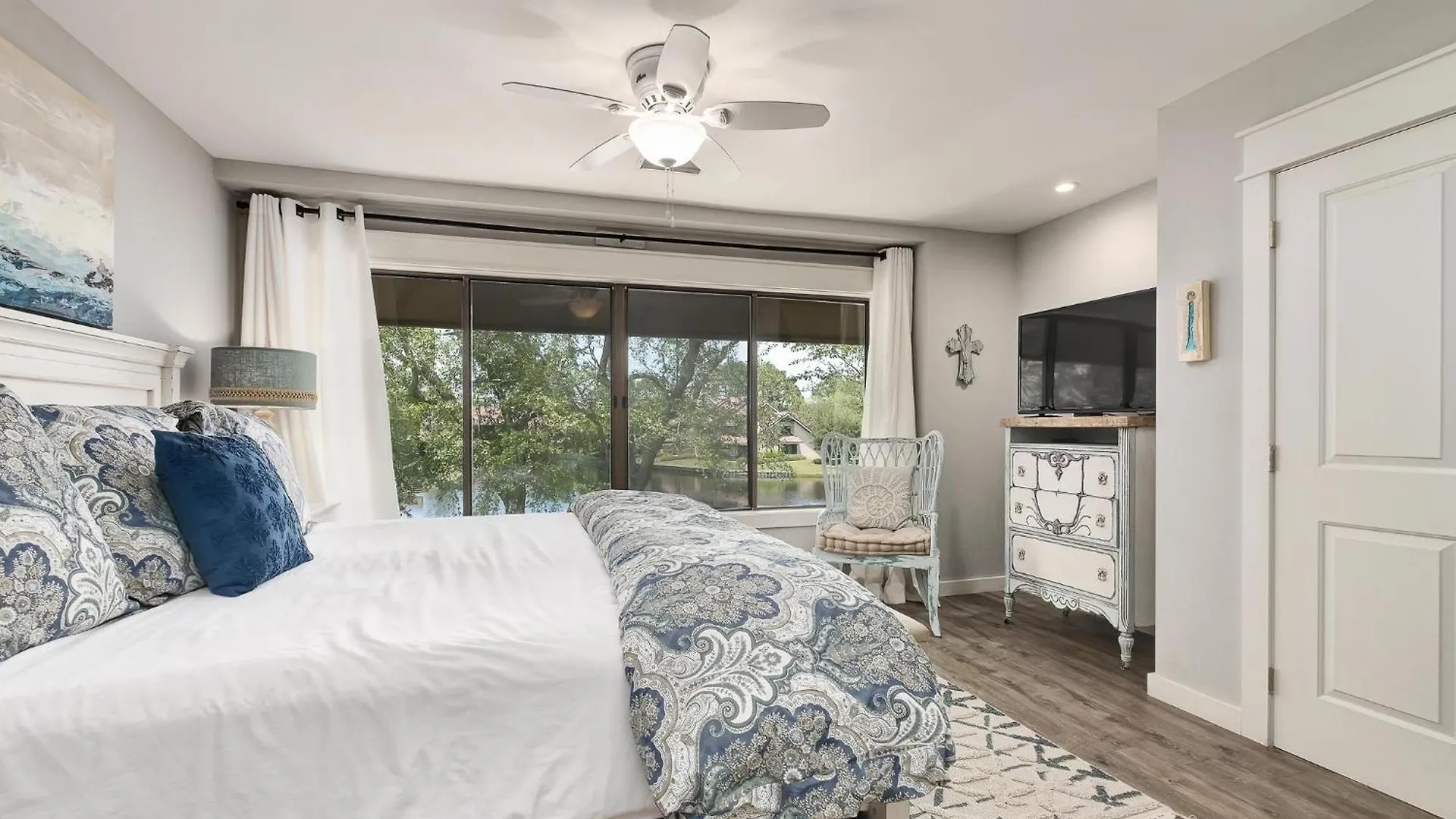 Beachwalk 5072